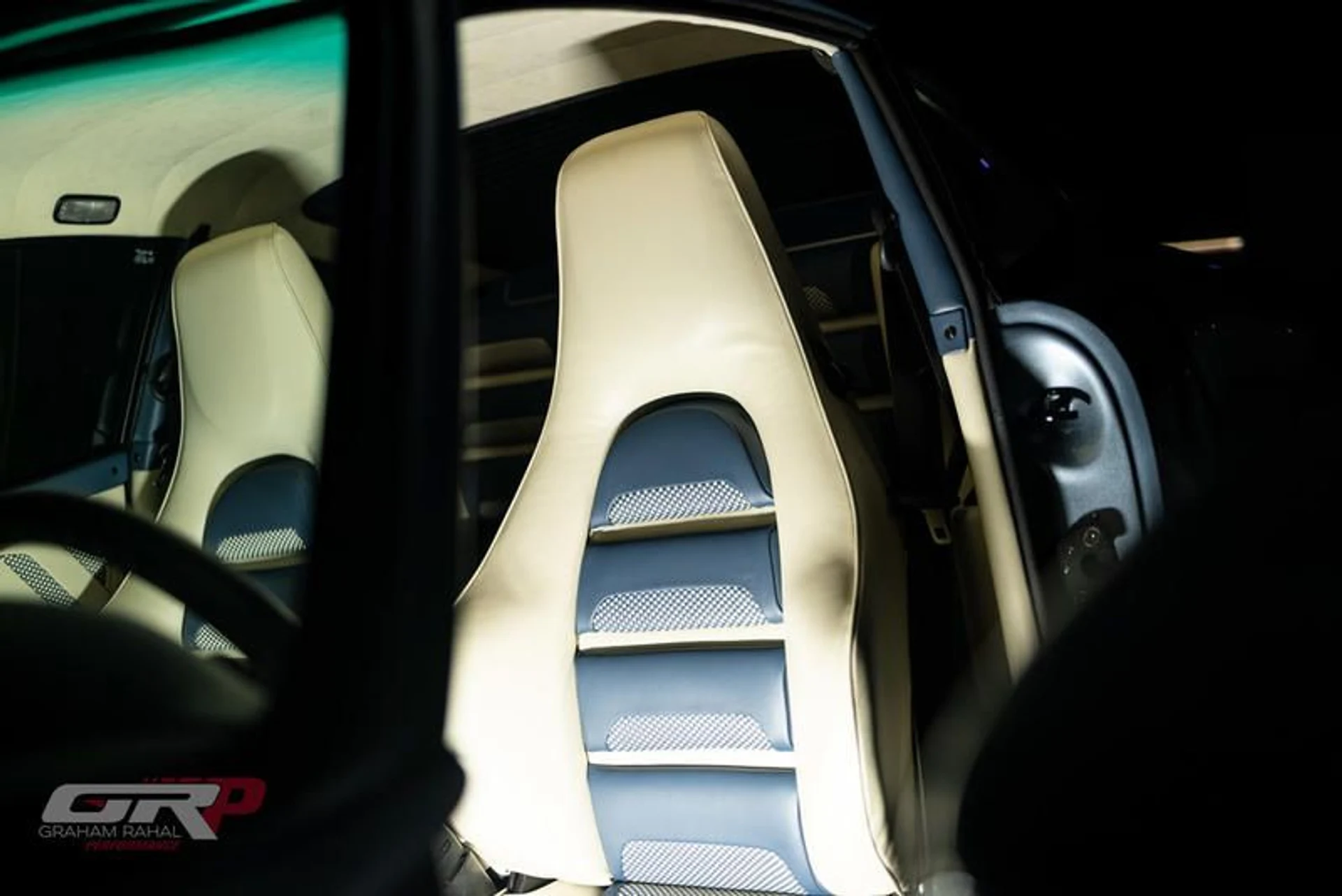 mph044_3267291505_A9_B8_B45_B_EF_75_412_E_B43_E_3_C47_CE_4_CF_008_dde95f0c1d