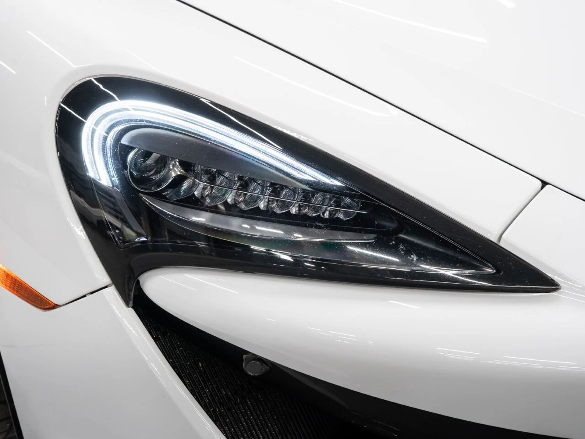 mph044_3283025279_mclaren_570s_2019_ae76ca87aa