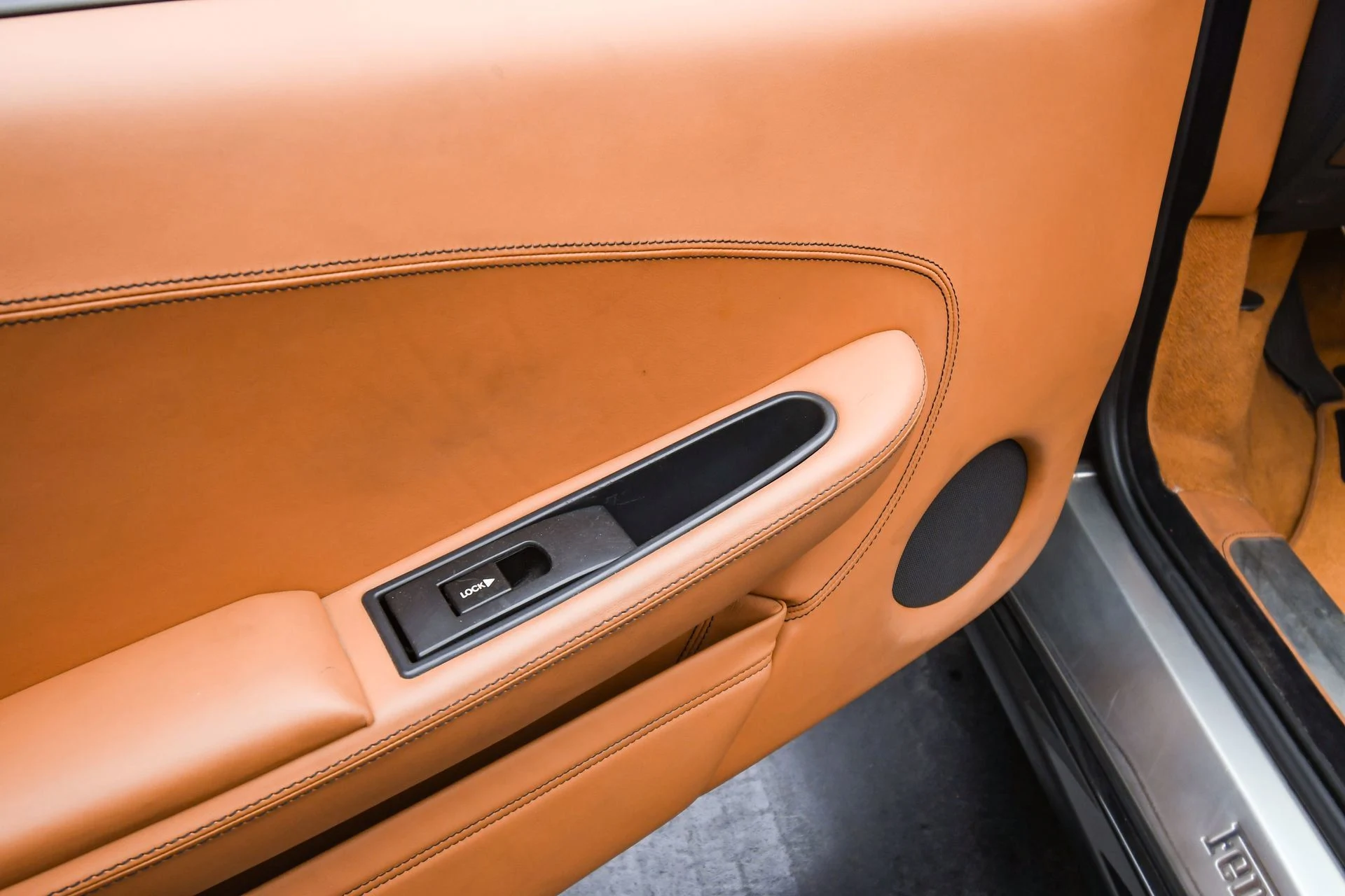 mph044_328971699_e5c24777640047e4b6d283cb1663c7f1_9c3c227532