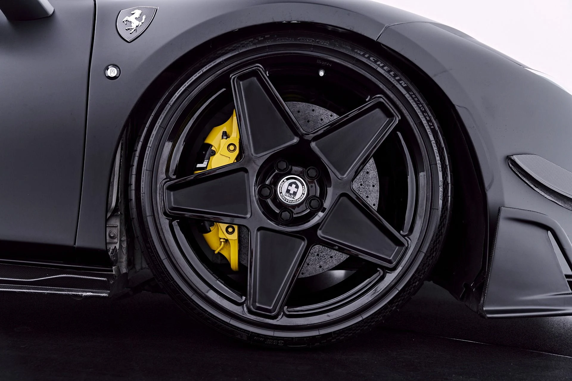 mph044_3299181585_Used_2023_Ferrari_F8_Spider_Base_1783649146_3d724a1242