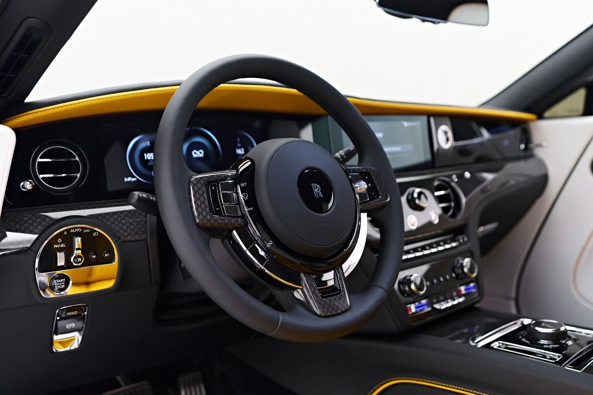 mph044_3299752882_Used_2025_Rolls_Royce_Spectre_Base_1753213338_4db787591f