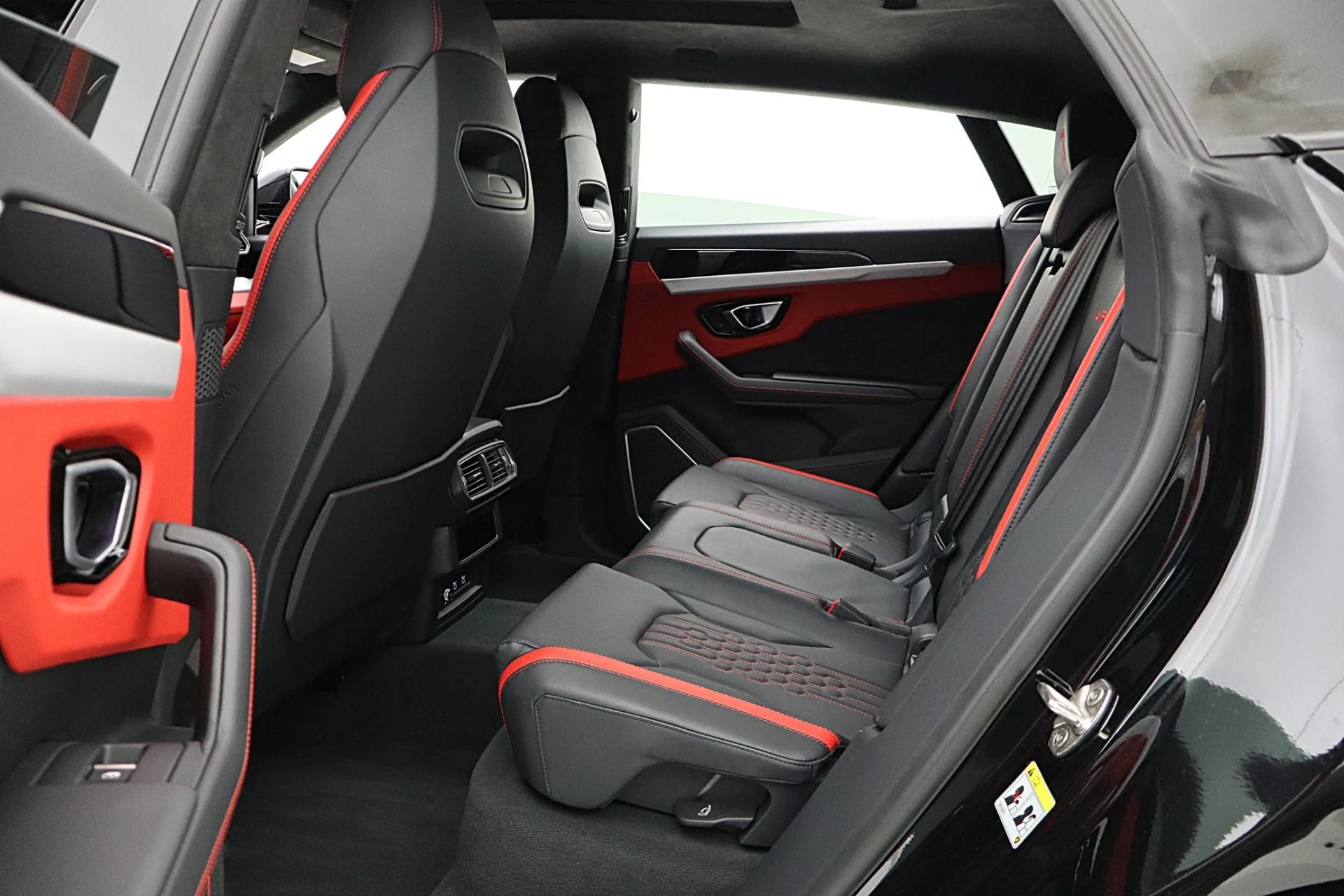 mph044_3303299541_Used_2024_Lamborghini_Urus_SLEASE_OPTIONS_AVAILABLE_175a747f4a