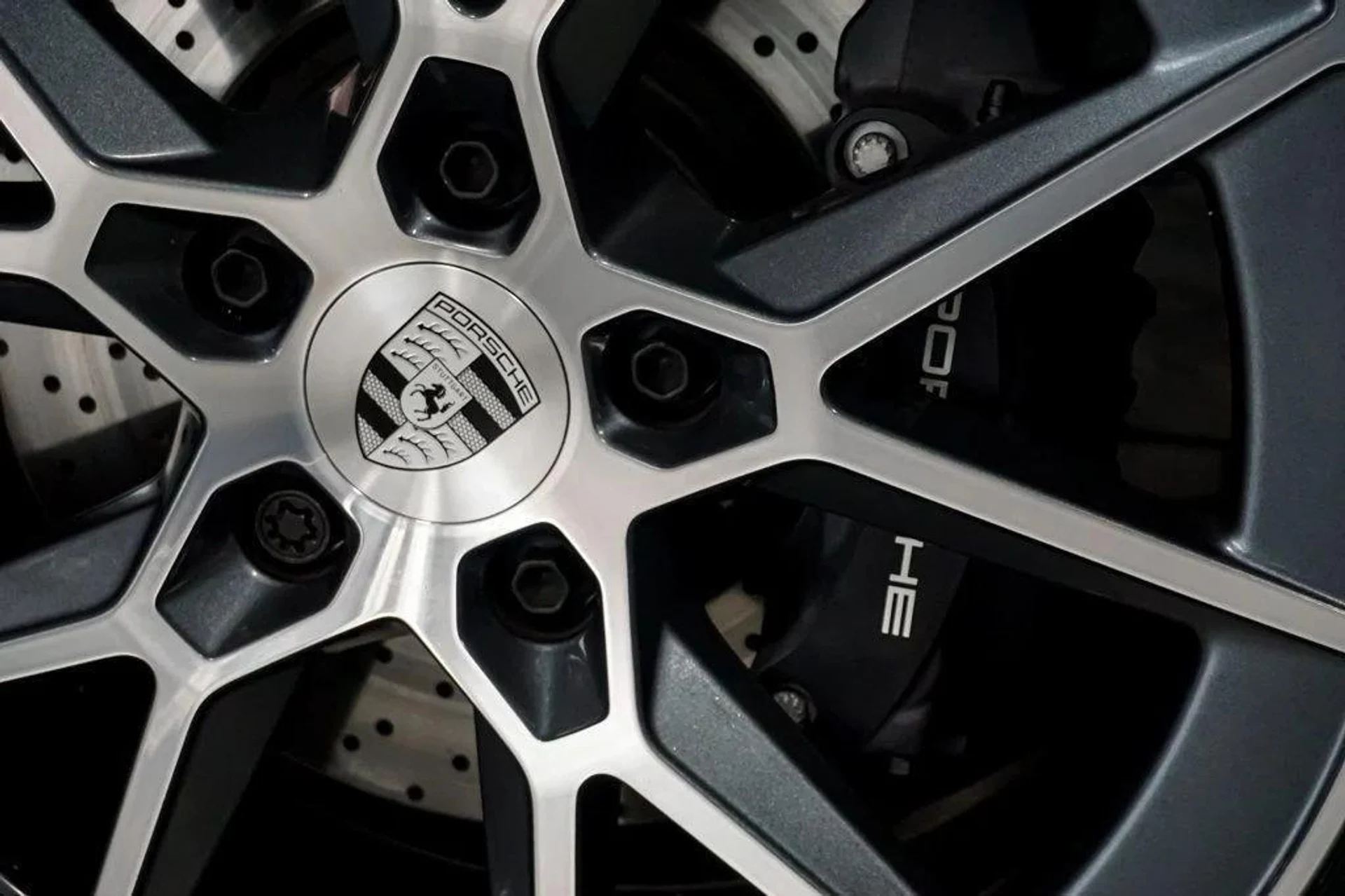 mph044_330832843_vmc_FS_6_Gzdh_Mxz_RJTY_Xeq1n_OV_92_I_2433293480