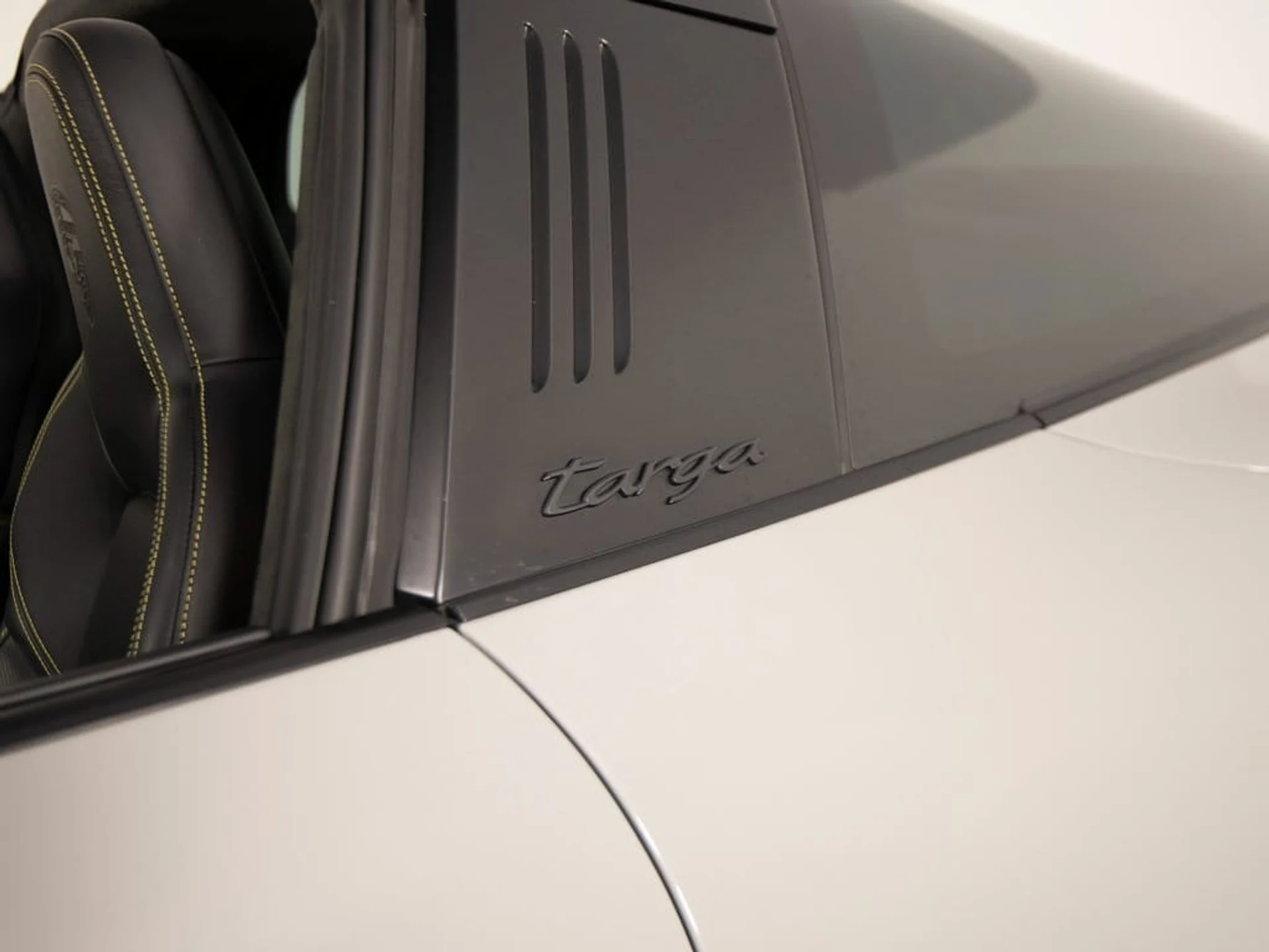 mph044_3328567521_88224762dea2be1fc67dc8d0814c28fcx_f0368c9d6e