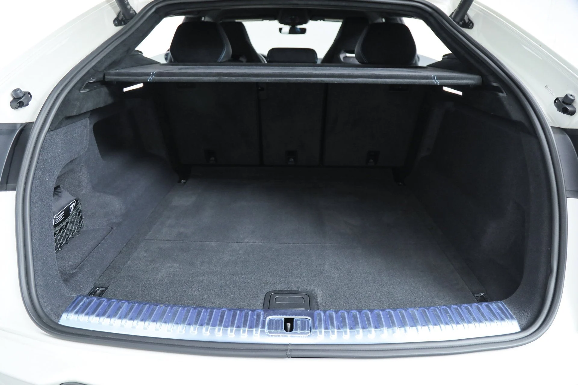 mph044_3338221484_7b0686d45cabce84e3cb27137431132c_6dc236fabd