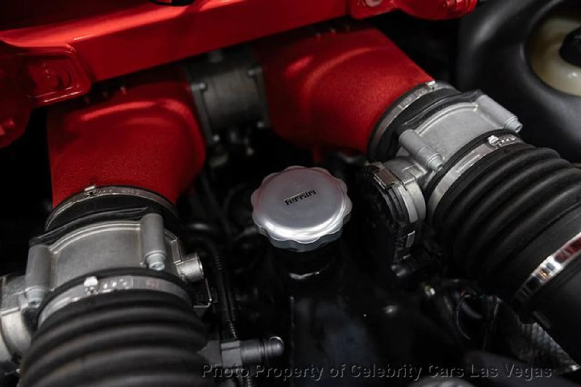 mph044_3340442651_used_2013_ferrari_458_italia_2drconvertible_9707_23037118_49_640_99ac027111