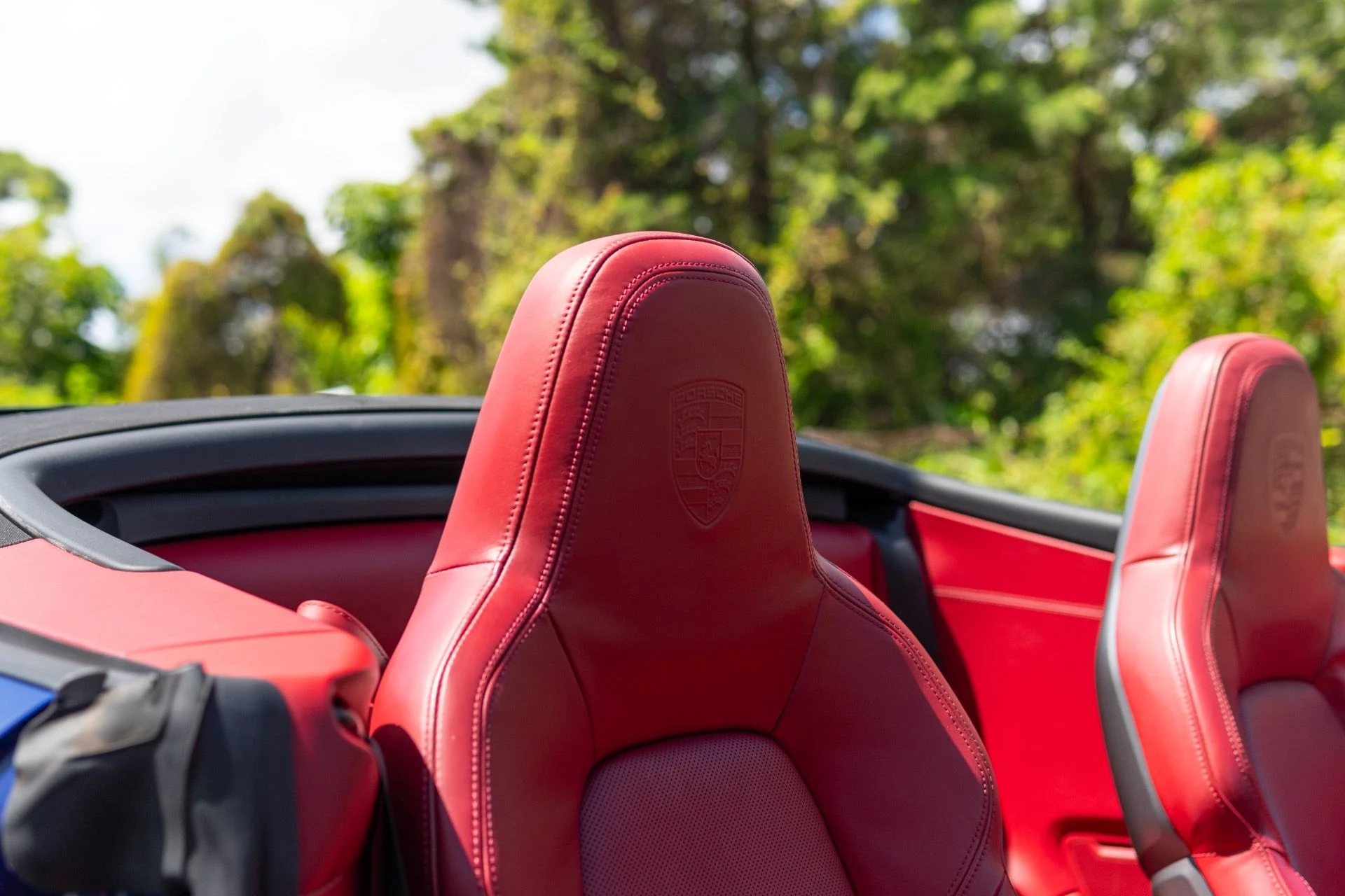 mph044_3342901907_Used_2021_Porsche_911_Carrera_1775497071_b80843f4c9