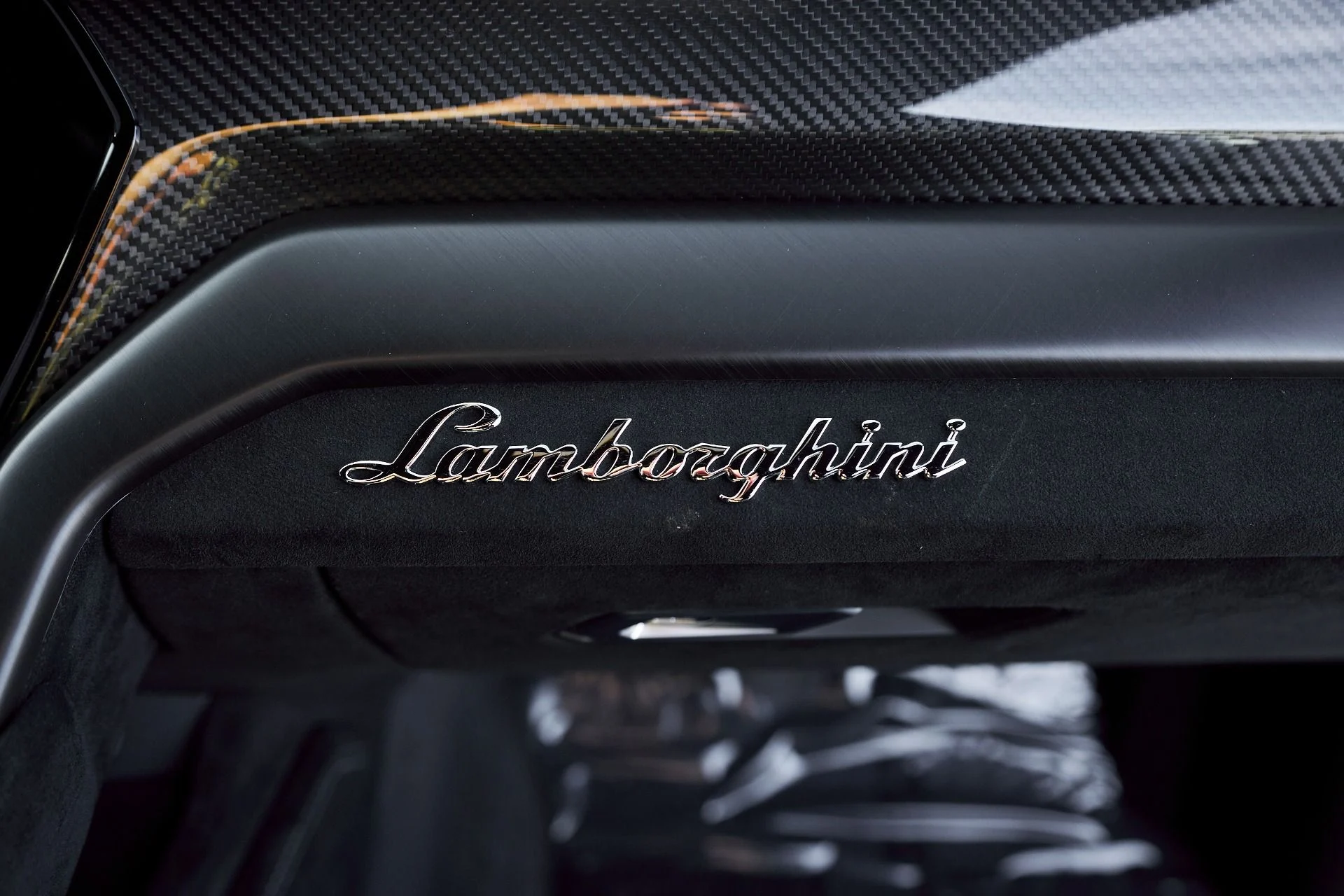 mph044_3346540193_Used_2024_Lamborghini_Urus_Performante_1764730734_55c83d6da4