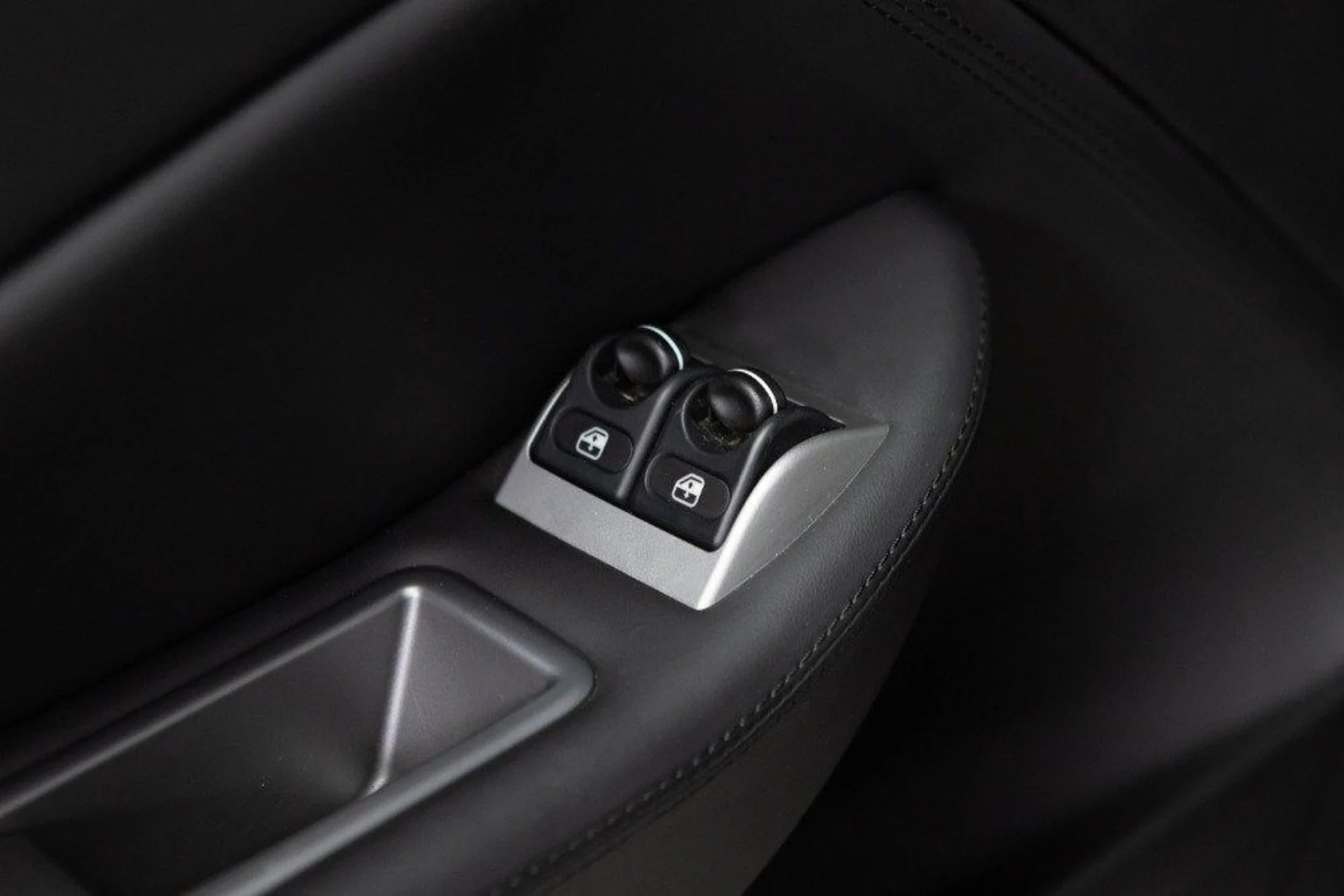 mph044_3353611967_6f421529ed304446925445cd3f1cb247_4c2ce73865