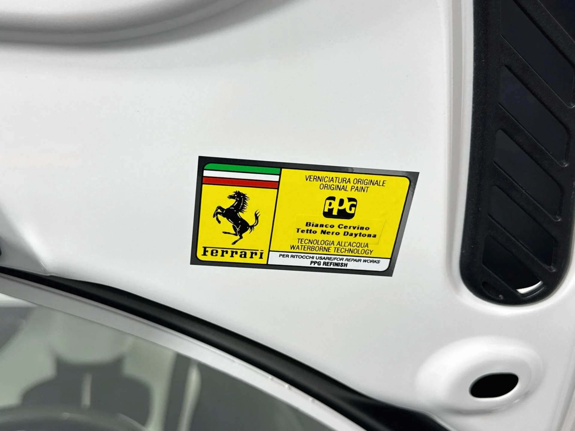 mph044_3359381573_Used_2020_Ferrari_F8_Tributo_1791224679_820cf30a26