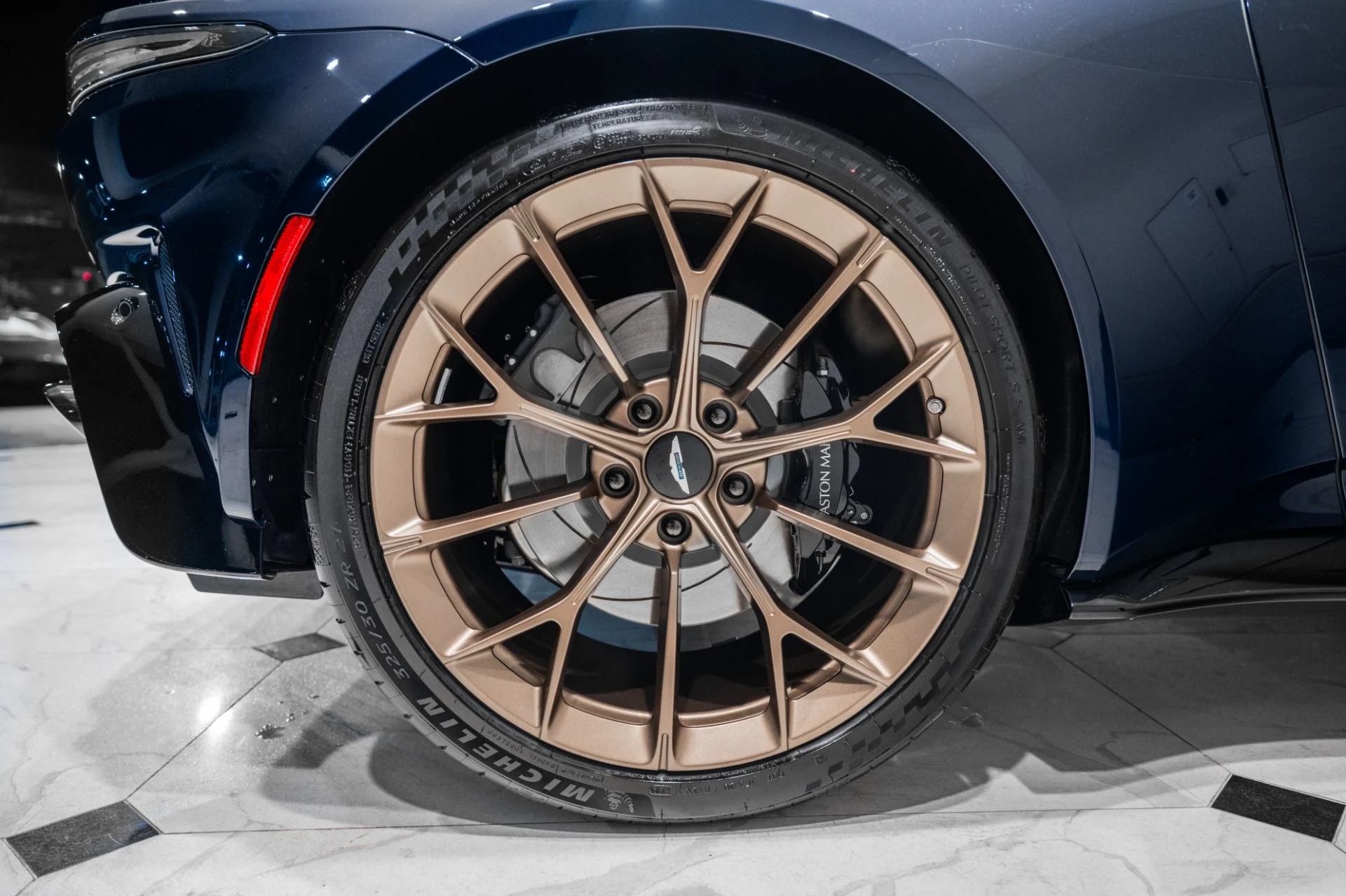 mph044_336932391_New_2026_Aston_Martin_Vantage_S_1778078378_006f3b5dc1