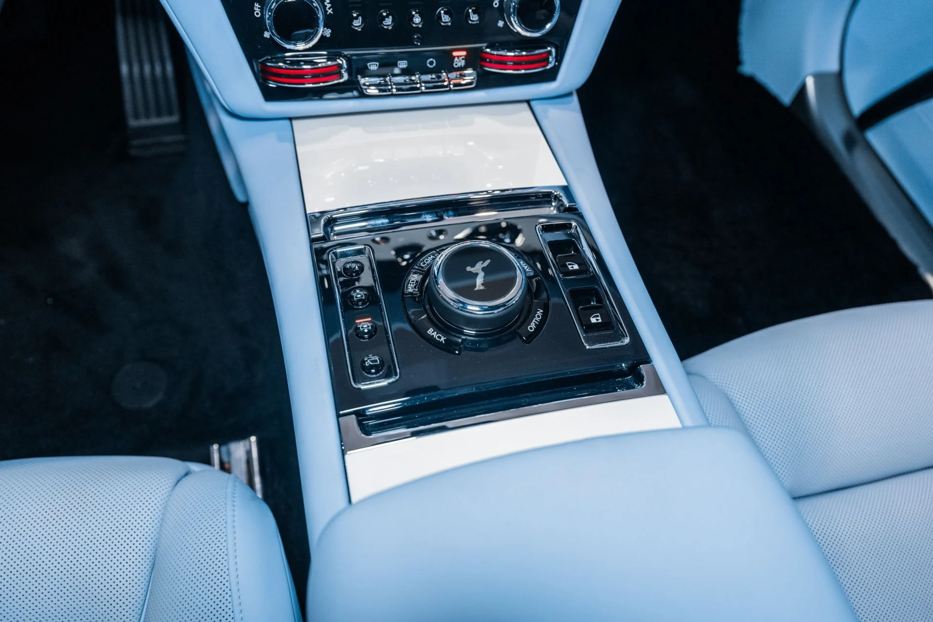 mph044_3371807083_Used_2023_Rolls_Royce_Ghost_1773457420_1d5e3776fa