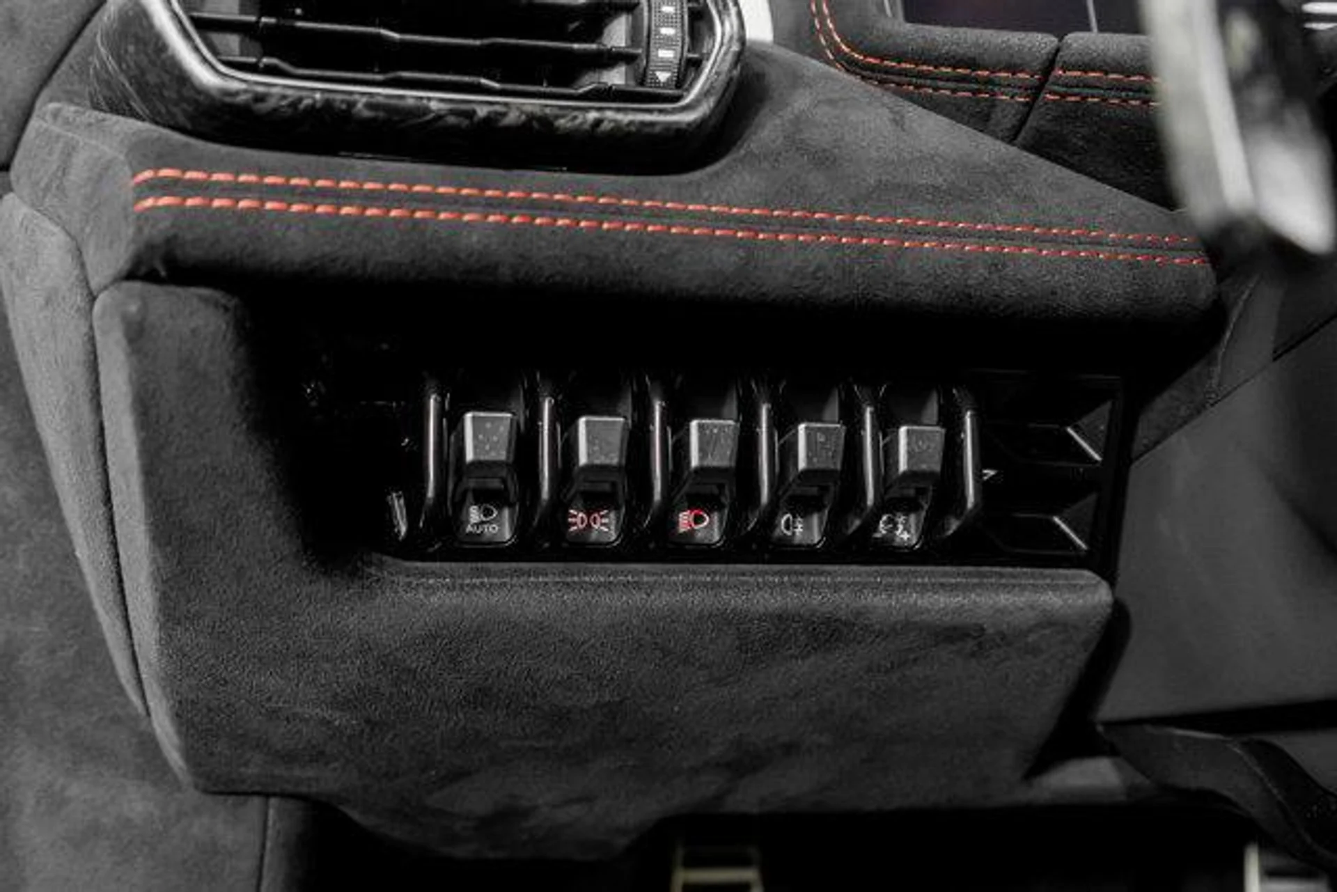 mph044_3376068987_t_Bfaedz_YQWK_3g_GH_Ht_Sr_Hl_W46_H0_A_a38fdd4131