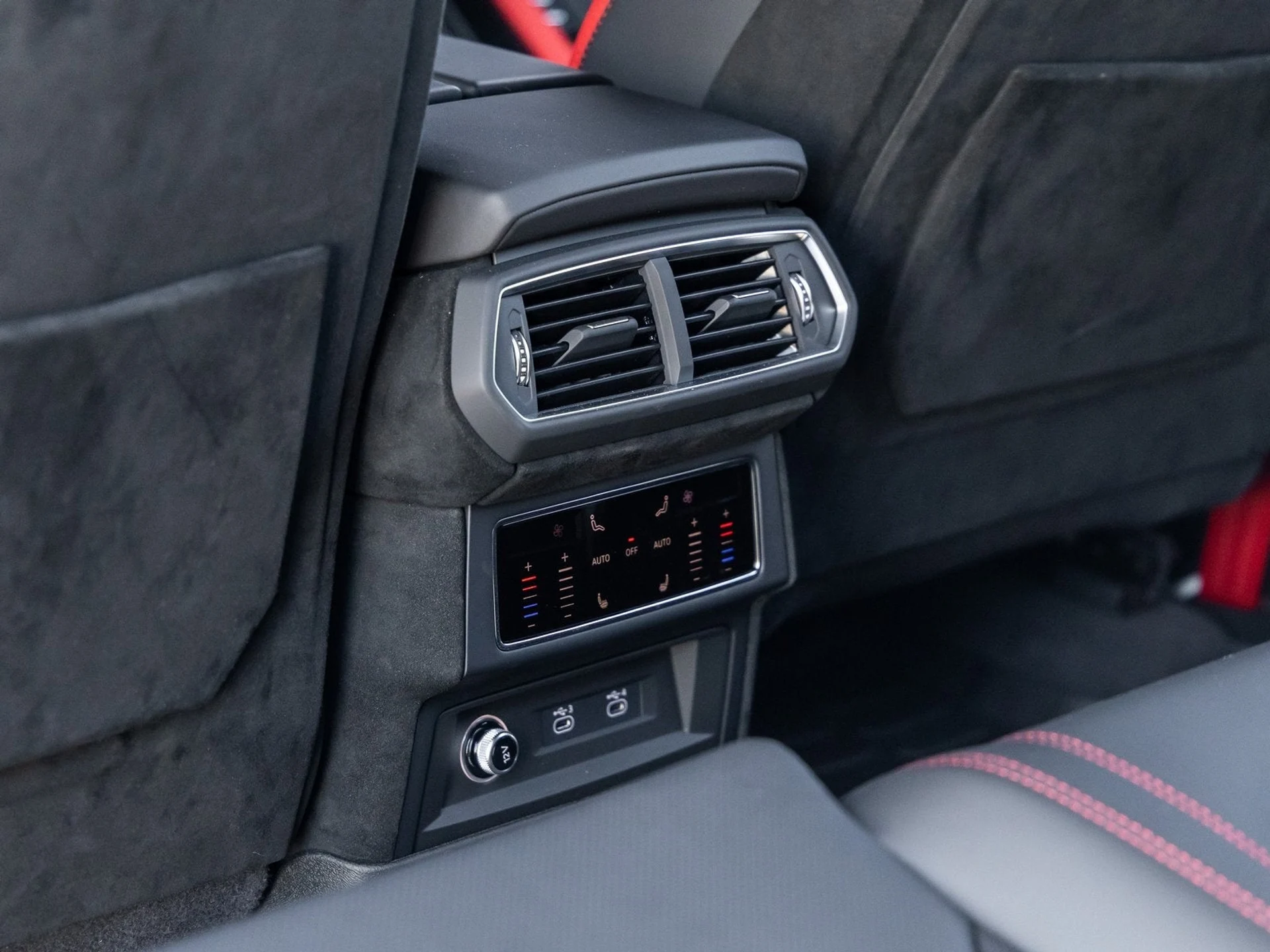 mph044_3377638271_45_2849cadcf2