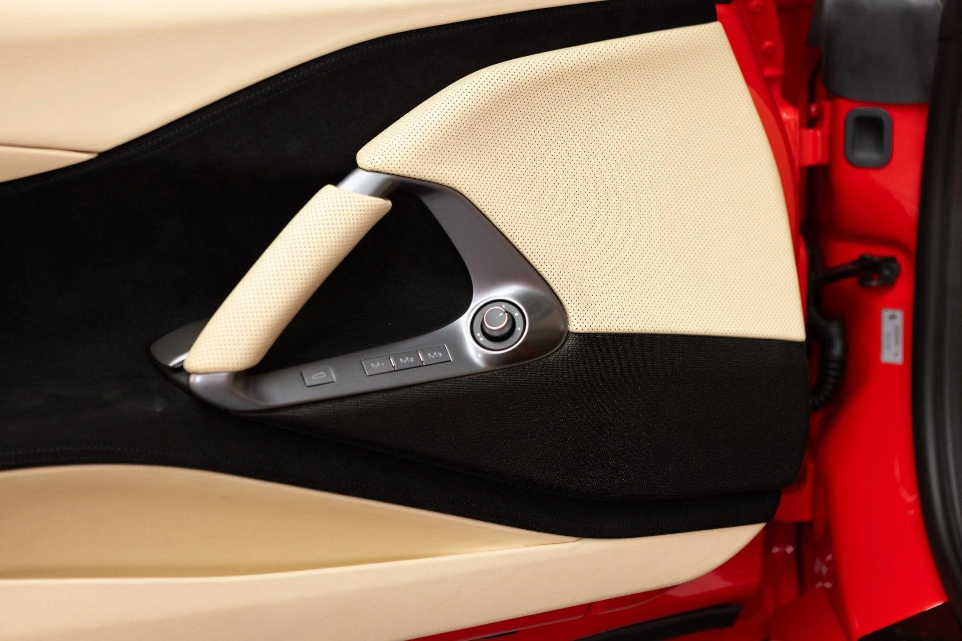 mph044_3377790601_Used_2018_Ferrari_812_Superfast_1777368515_e97e5a2232