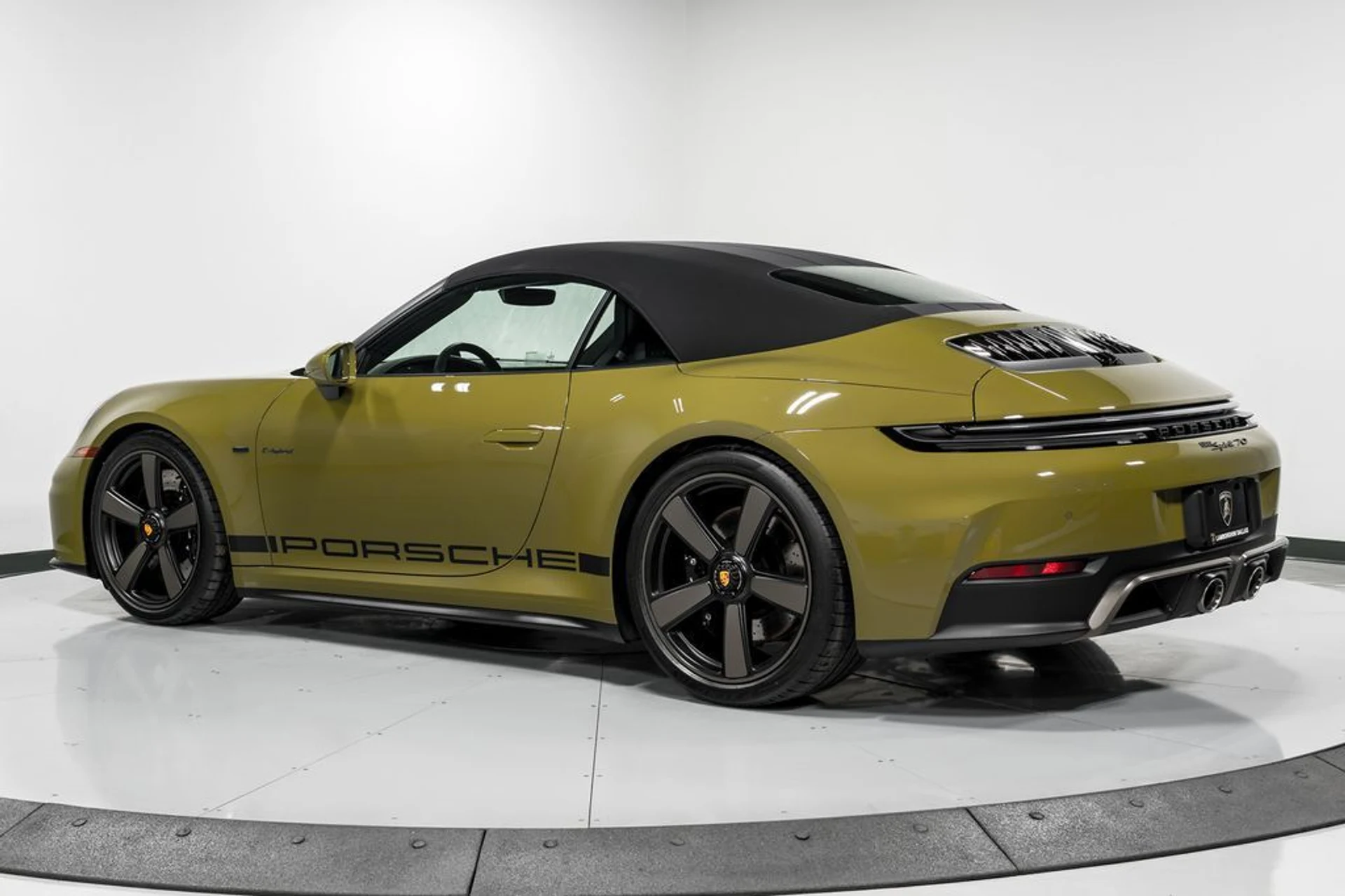 mph044_3385404280_165c8a2a5c9d8aa9c134043f653badbax_72ddeb64ba