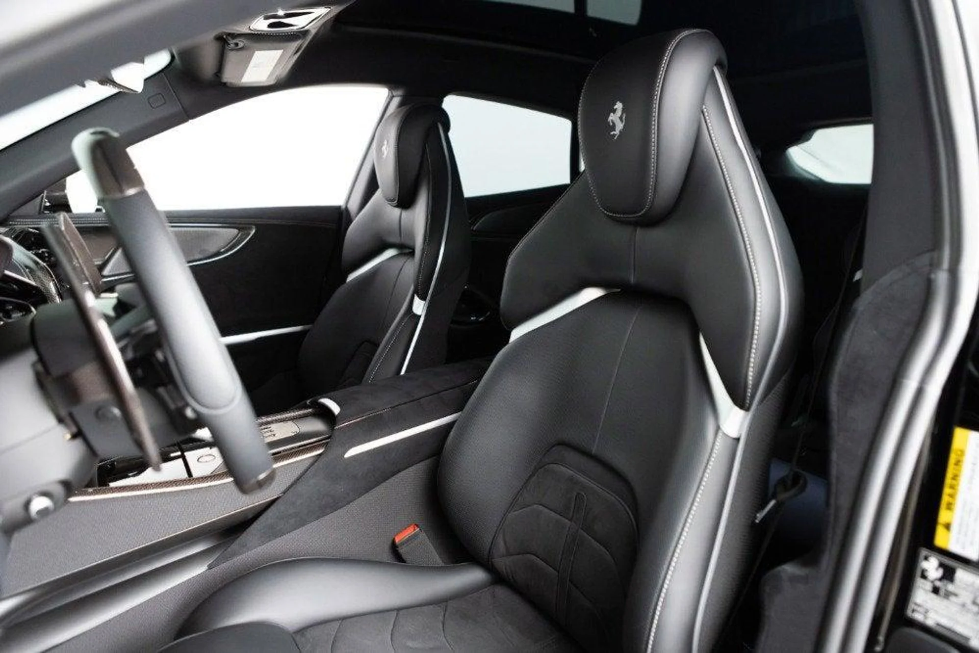 mph044_3400740665_Used_2025_Ferrari_Purosangue_1777382827_e97db1fd71