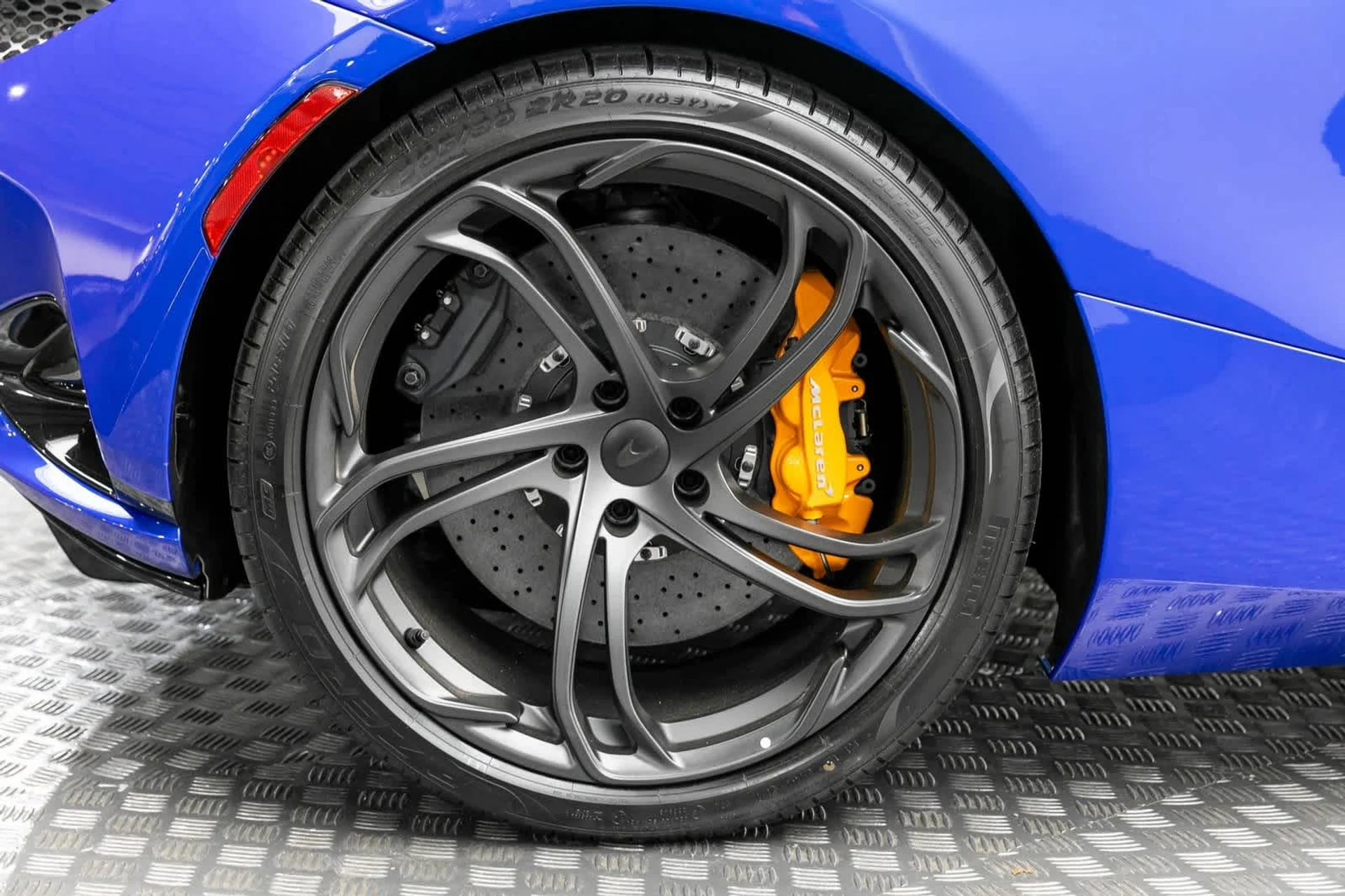 mph044_3431526216_45_dfaf516c42