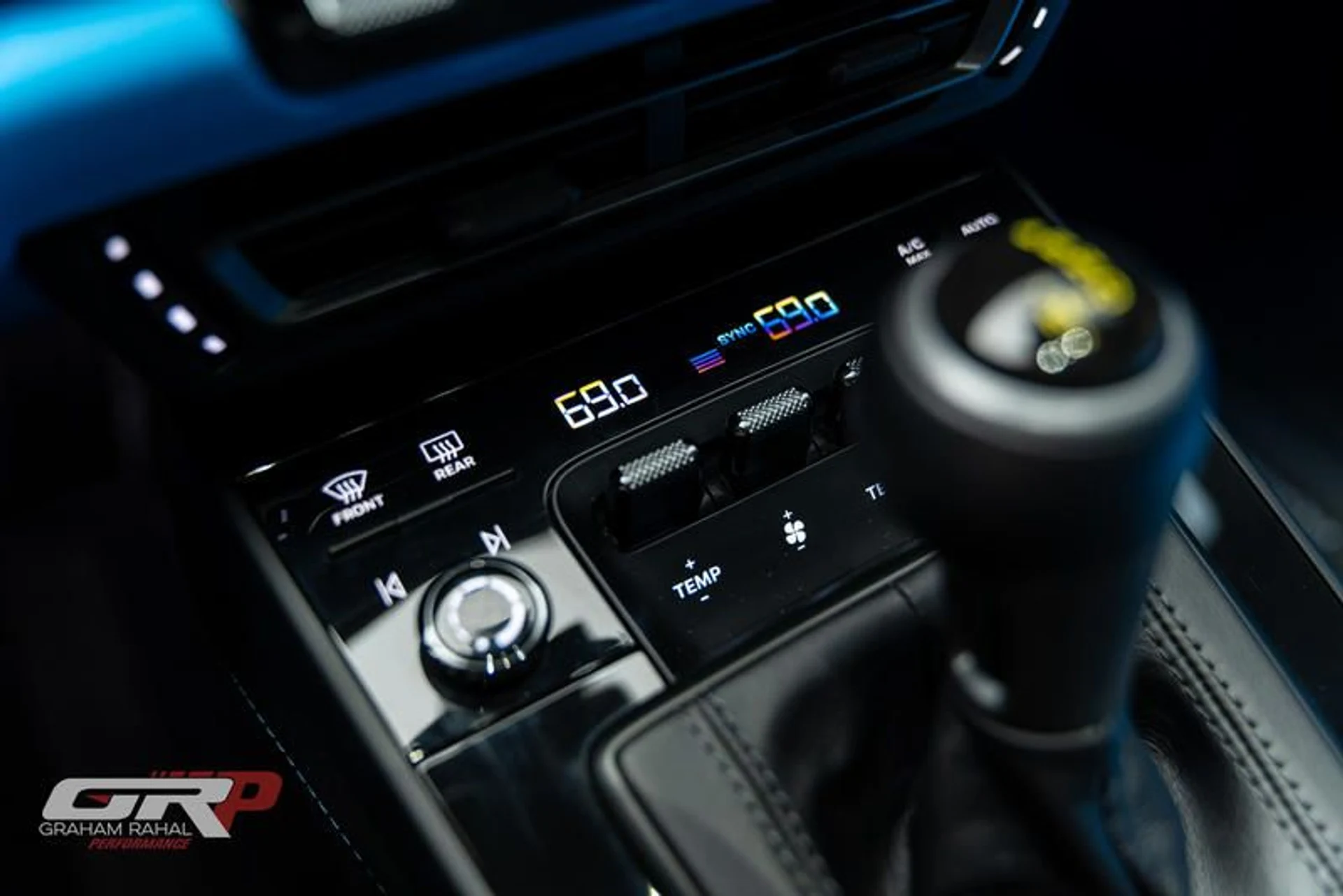 mph044_3466937261_25_E5_D589_DBE_2_4_F00_B3_D0_8_A065652_FD_4_E_65f0d90e38