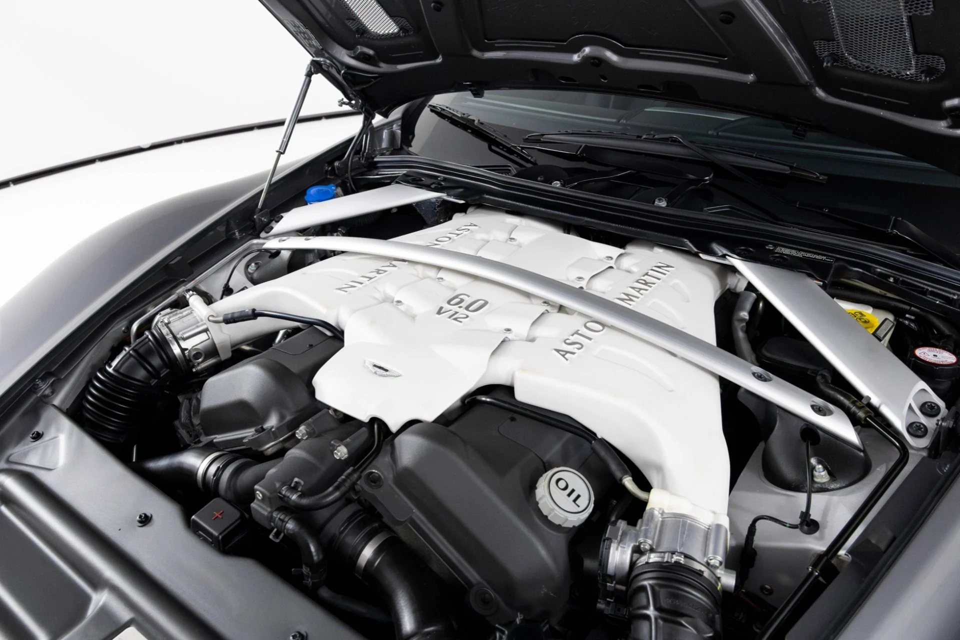 mph044_3482632439_Used_2009_Aston_Martin_DBS_1763602395_9edcfc238d