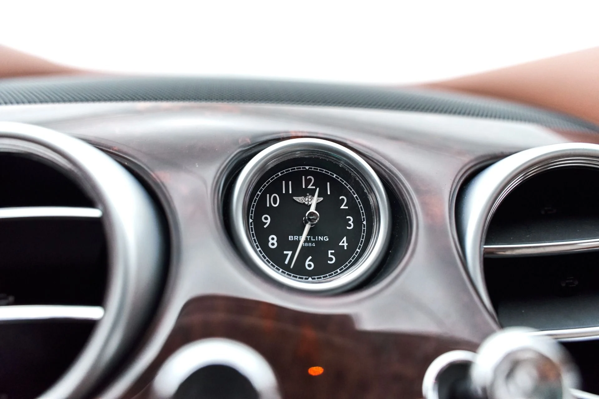 mph044_3515150811_Used_2015_Bentley_Flying_Spur_V8_1615575190_a20db48ebe
