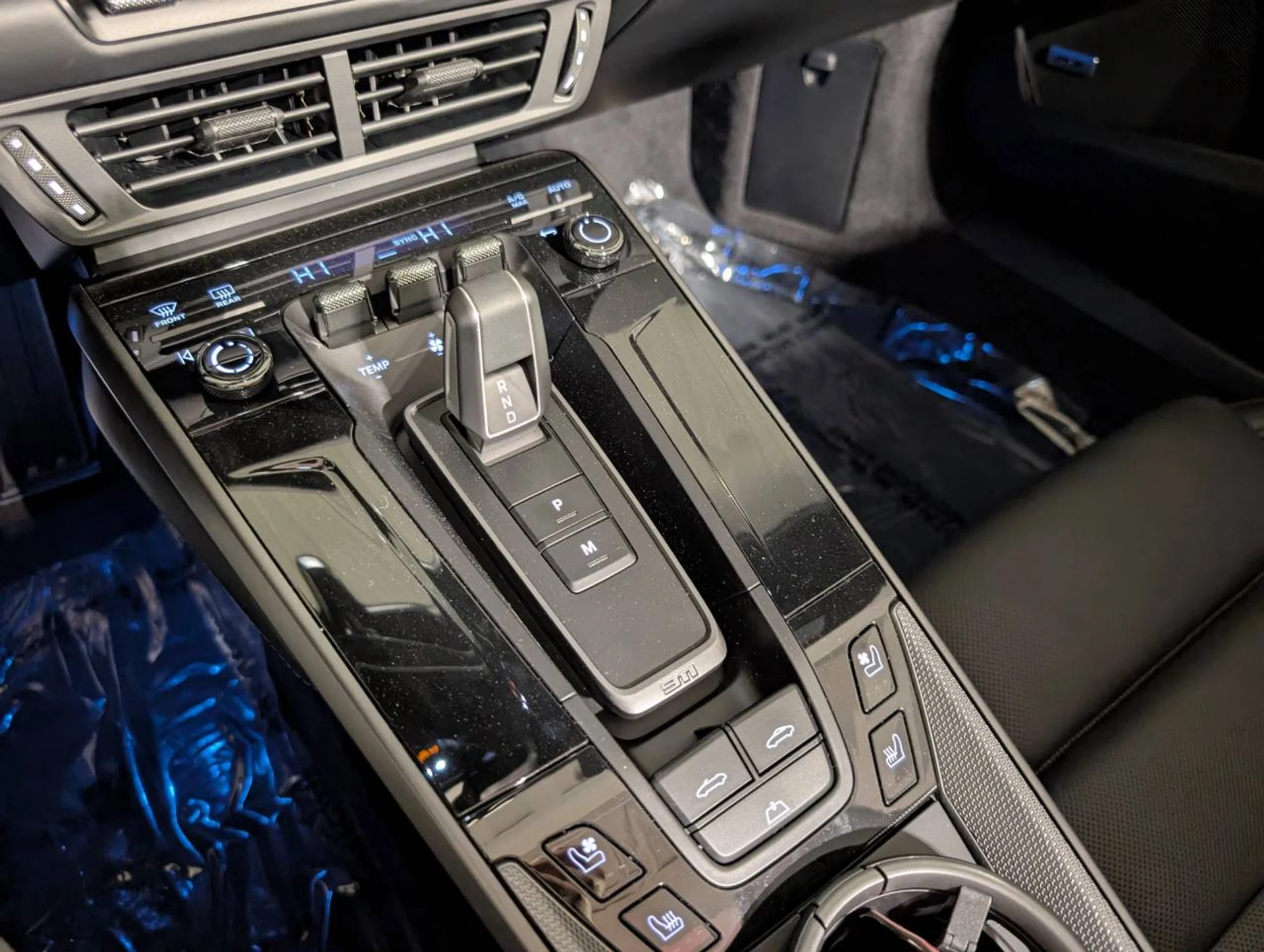 mph044_3520580025_7ac51e0face121f77b7255fc626f39ecx_ea905f3e2f