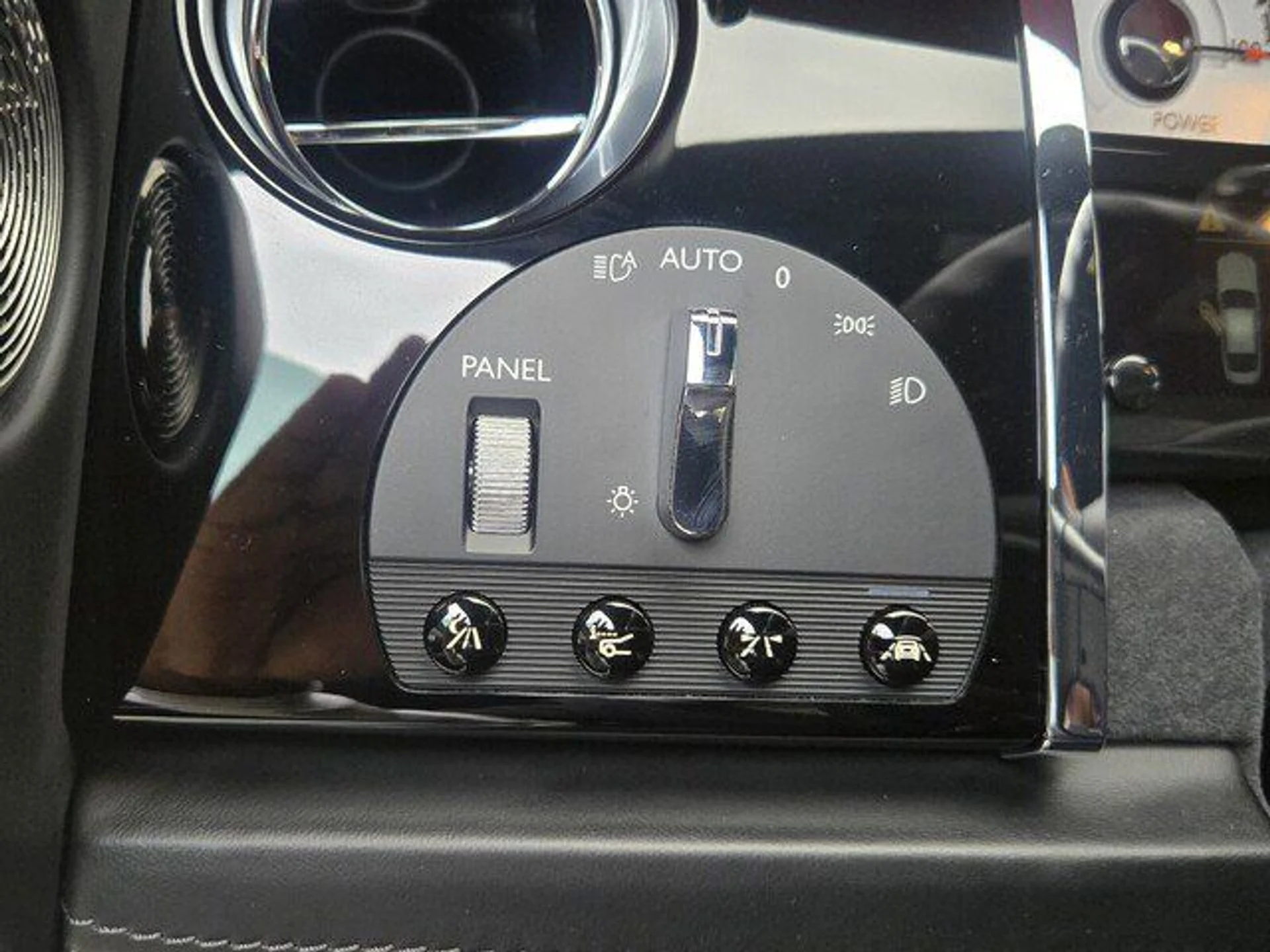 mph044_3529045632_df586e49164c0ae1f0512c0ca3dc310ax_0a9b44a472