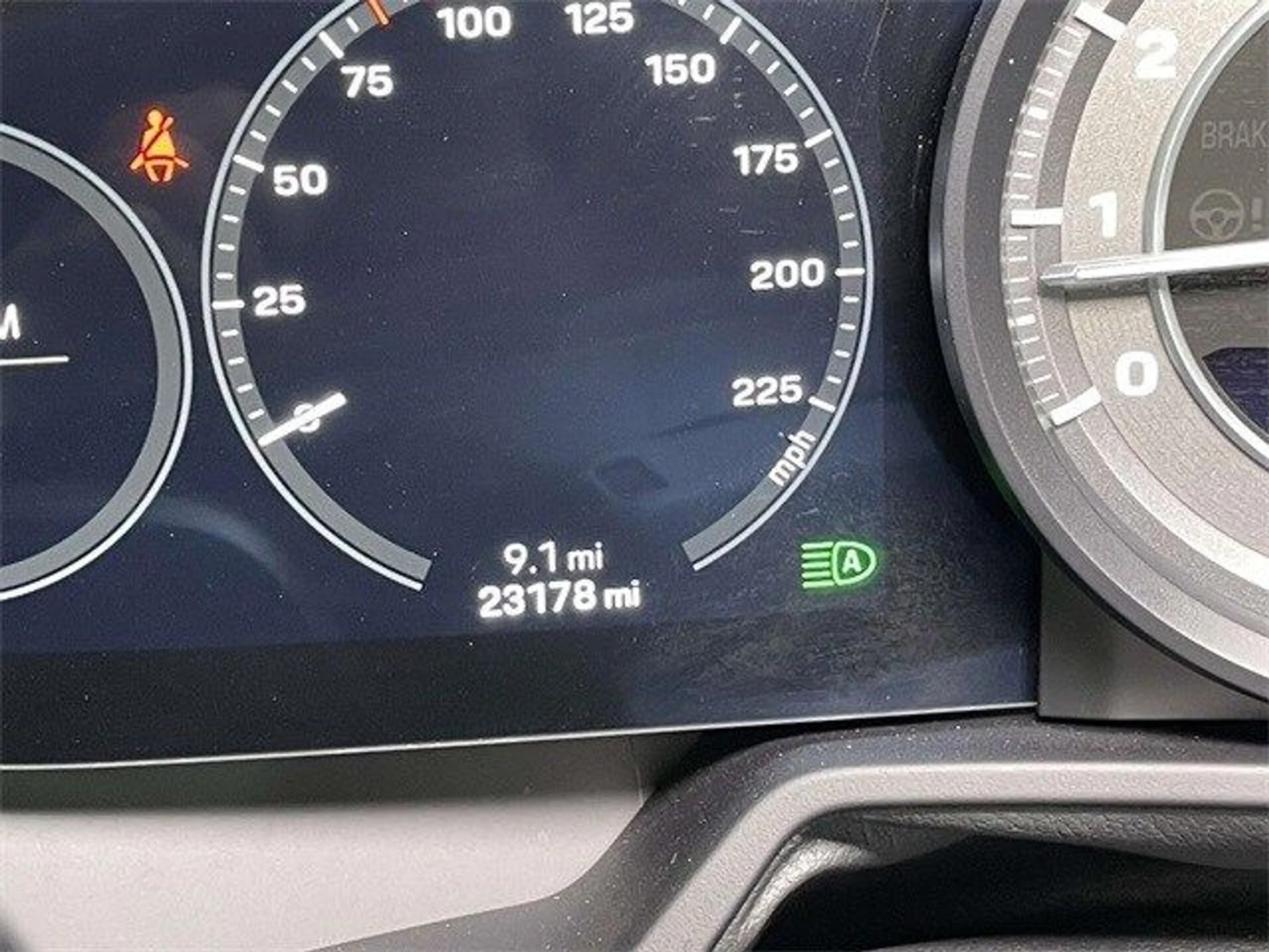 mph044_3554615329_d43810e7abc2e579461e3e8e4b91eabfx_f0be31b712