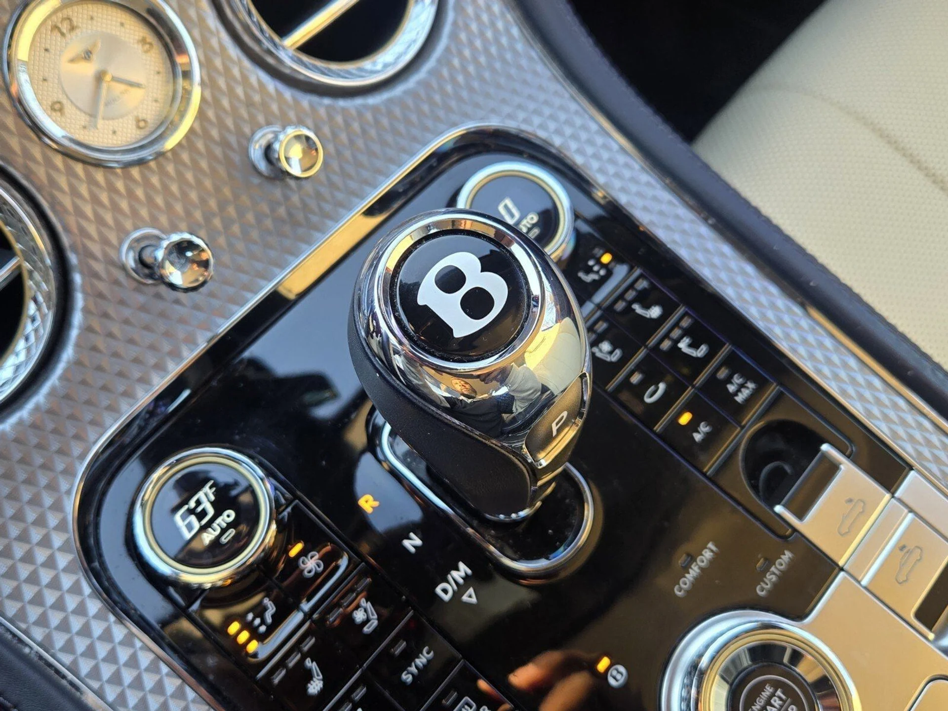 mph044_3560132084_54d4a9d8fcb1076d388029668068c911x_c2ccd16984