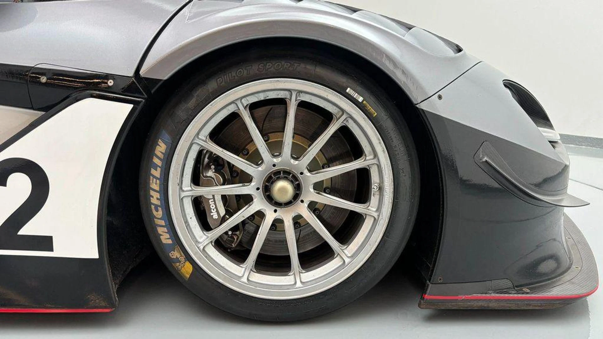 mph044_3571020408_PX_Yhm_Lnf1h_JQ_Qi3rvqsk_CMO_2t_V0_313077b926