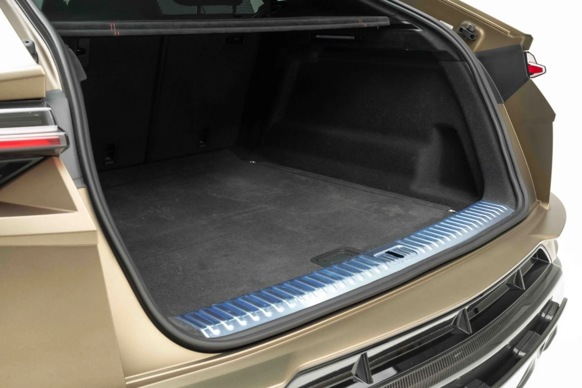 mph044_3578879764_Used_2024_Lamborghini_Urus_Performante_1774028775_7b0ada11af