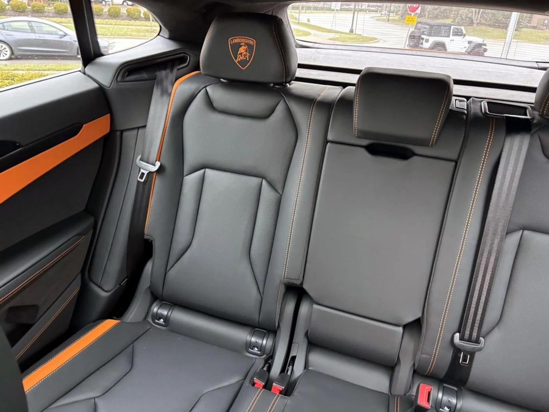 mph044_3581694466_63d2b84c18c69025879431a882056509x_584c3b463d