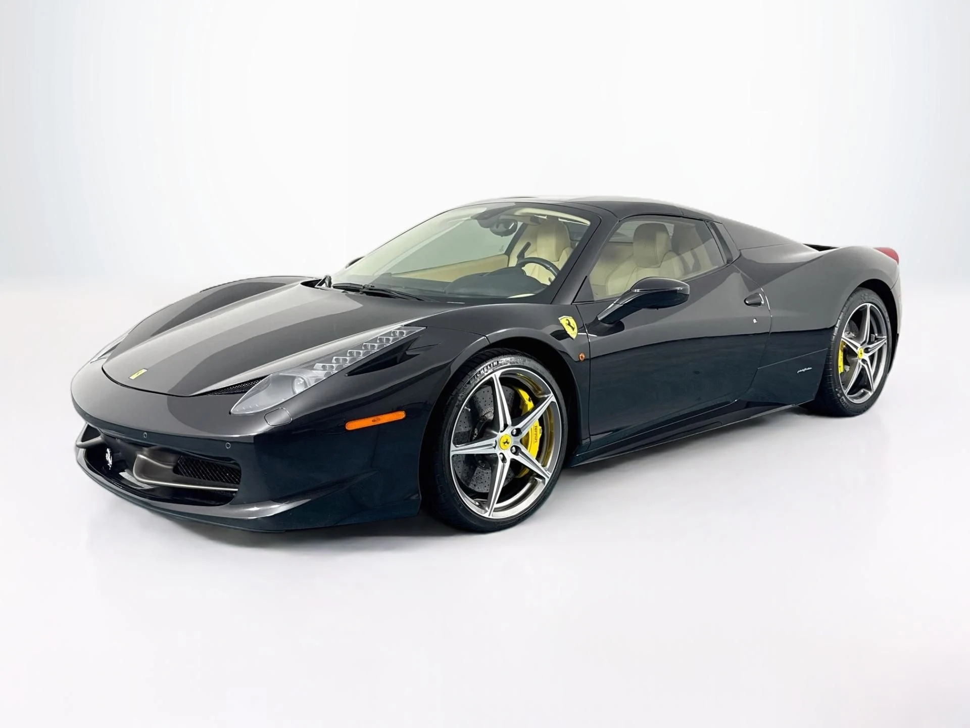 mph044_3605332011_Used_2012_Ferrari_458_Spider_1790030307_0ffefad9fa