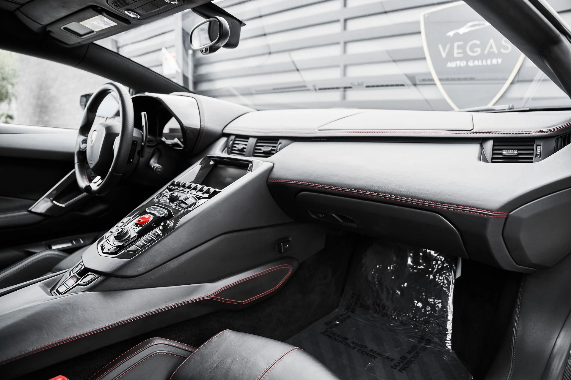 mph044_3608426366_Used_2018_Lamborghini_Aventador_S_Base_1775006891_2c263f66c9