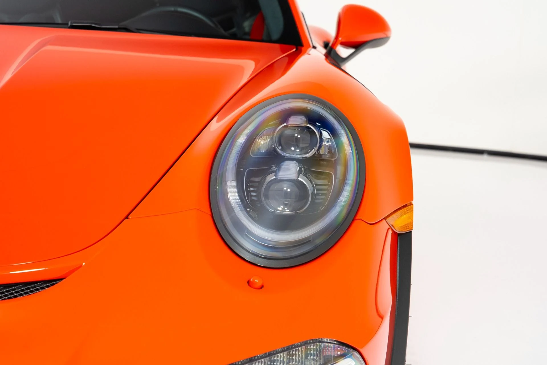 mph044_3608810389_Used_2016_Porsche_911_GT_3_RS_1754423367_186c2ebdf0