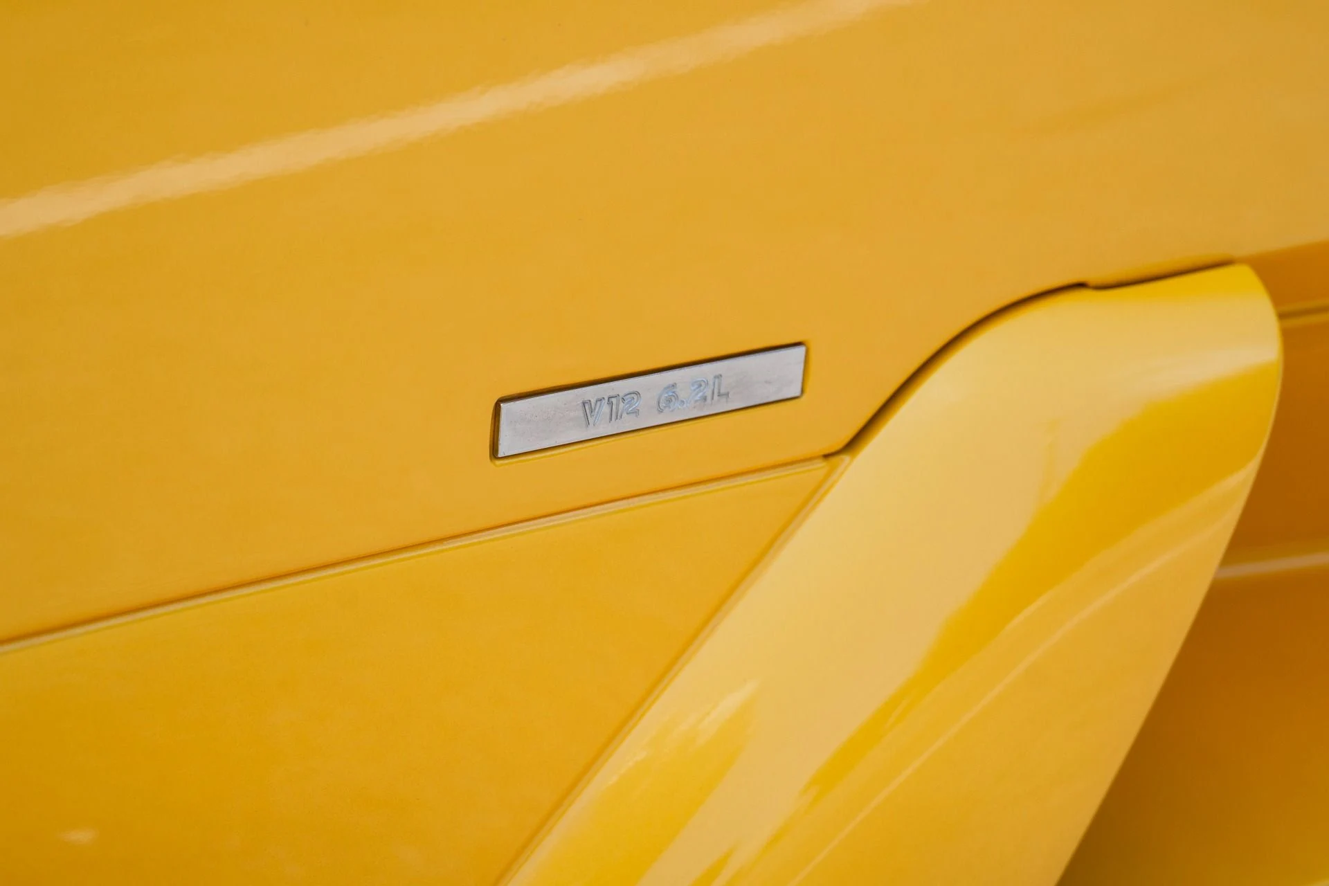 mph044_3609544967_Used_2005_Lamborghini_Murcielago_1750098474_14c341af5a