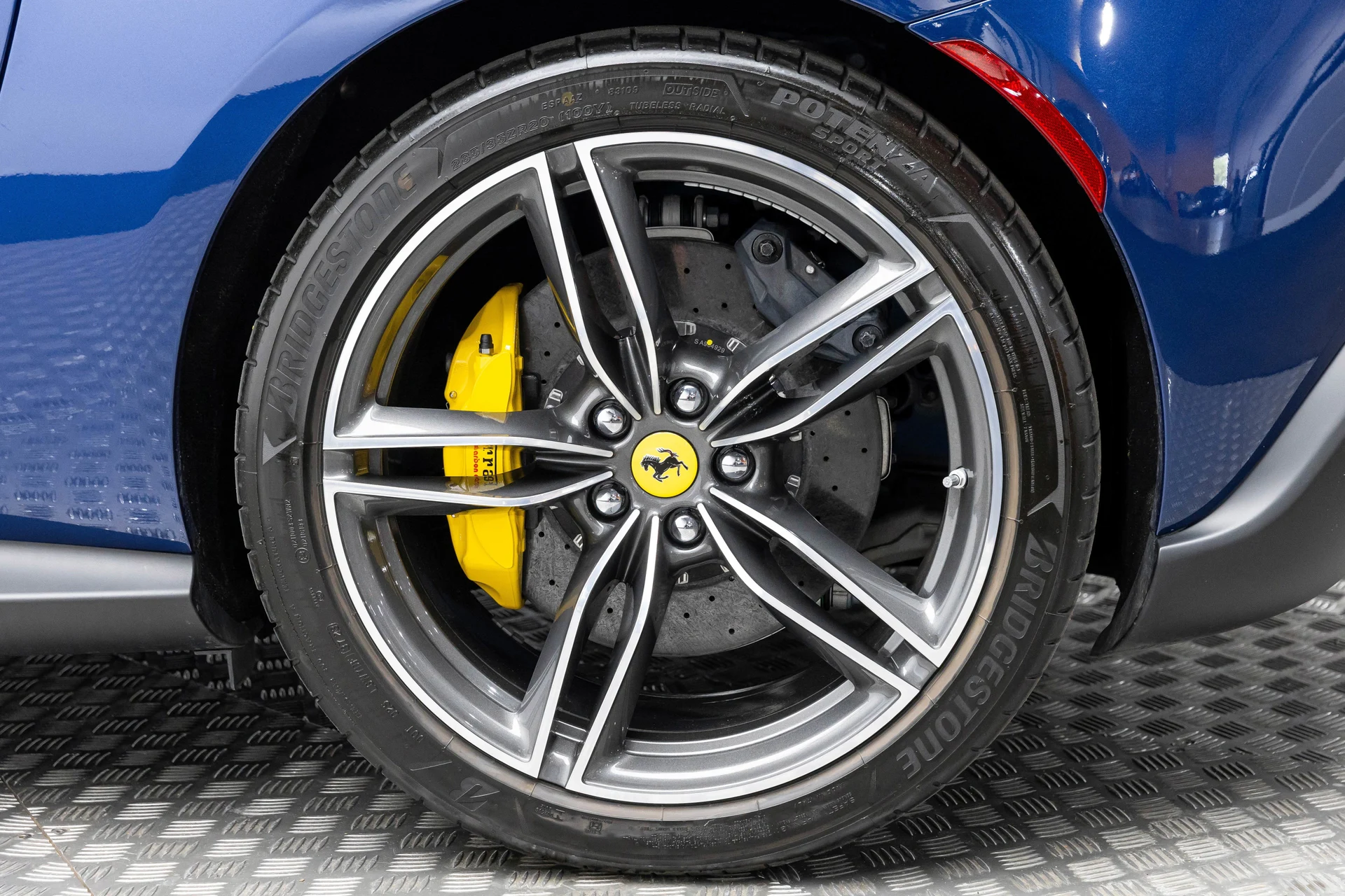 mph044_3616394117_63fd5209c87449ada17a9323e84d36fa_9d3a5270c3