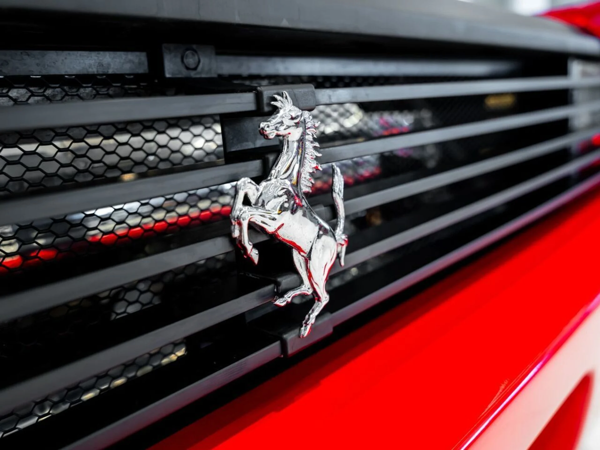 mph044_3626140688_ferrari_512_tr_1994_jpg_v_1773863537_53ddec3735