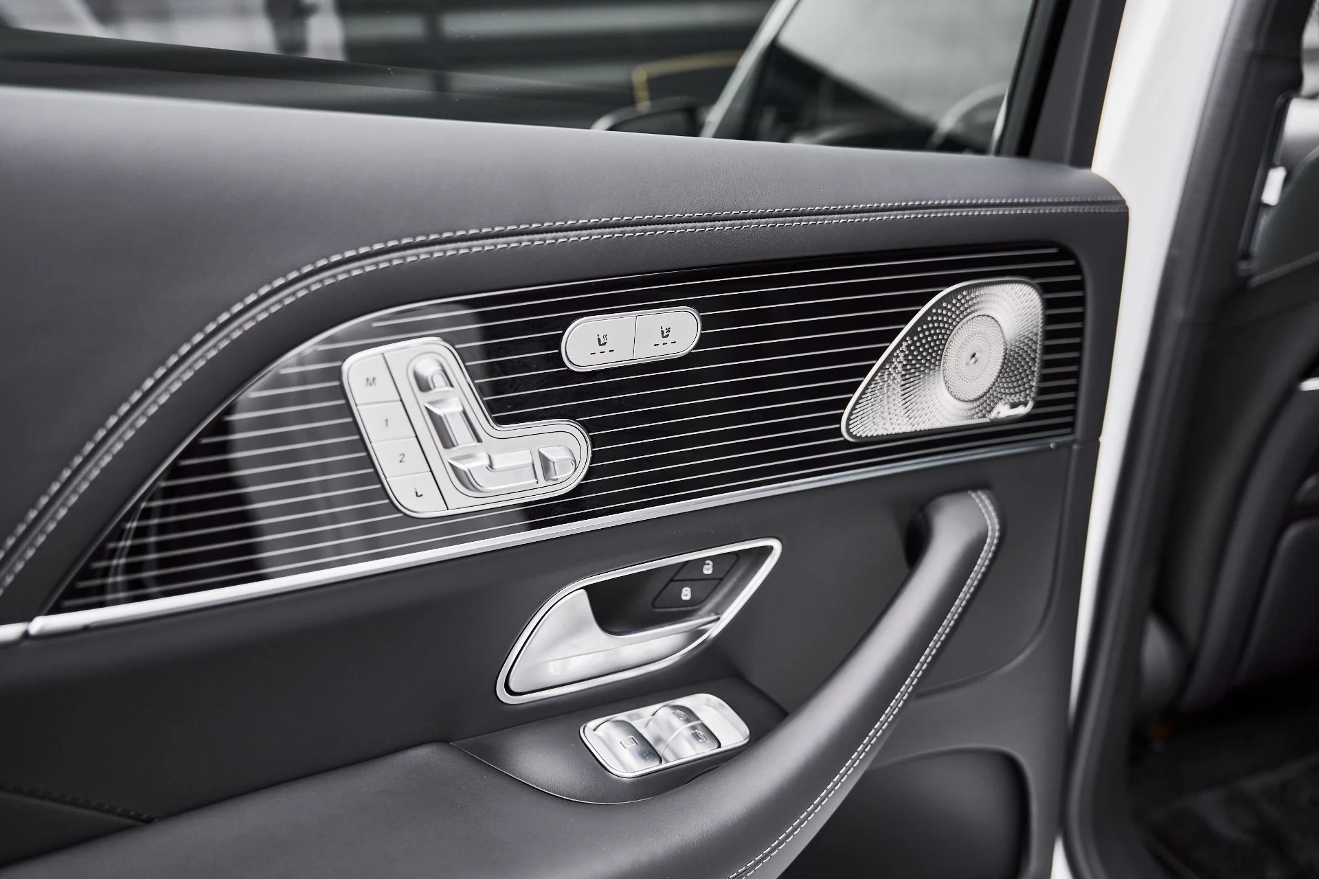 mph044_3644611009_Used_2026_Mercedes_Benz_GLS_Maybach_GLS_600_1777160269_0807b5eab8