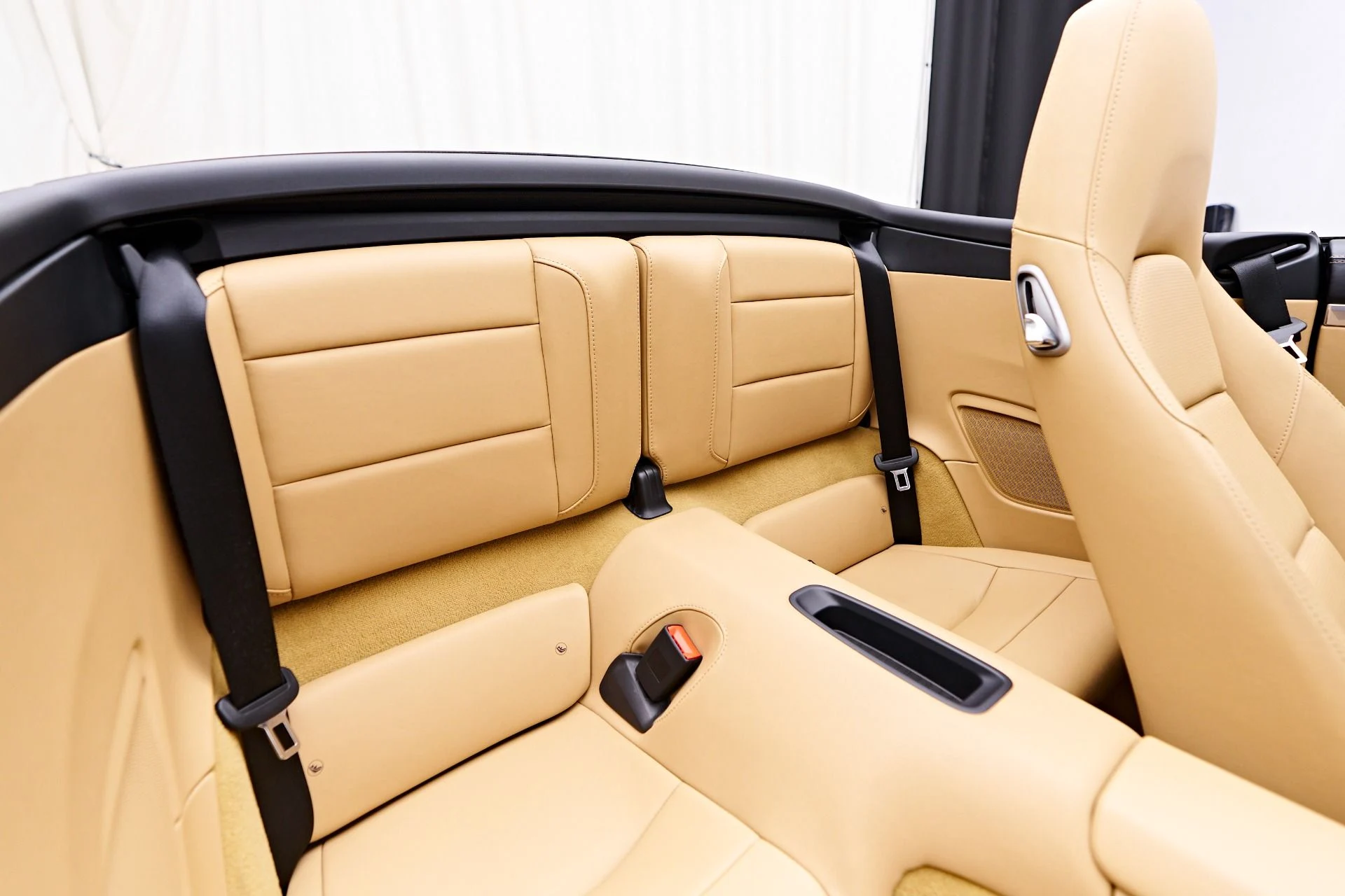 mph044_3650097422_Used_2015_Porsche_911_Carrera_1752707667_850338222b