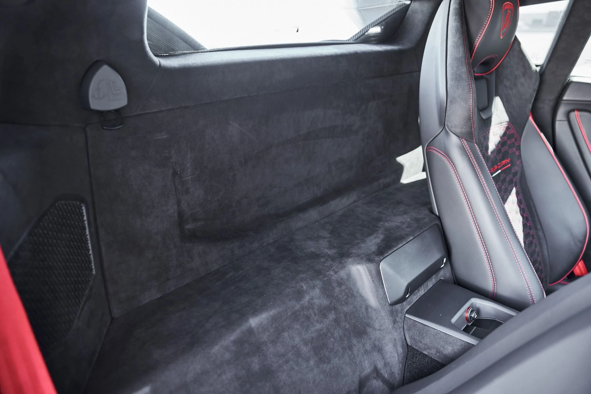 mph044_365698381_Used_2023_Lamborghini_Huracan_Tecnica_Base_1773532150_cbd35441f6