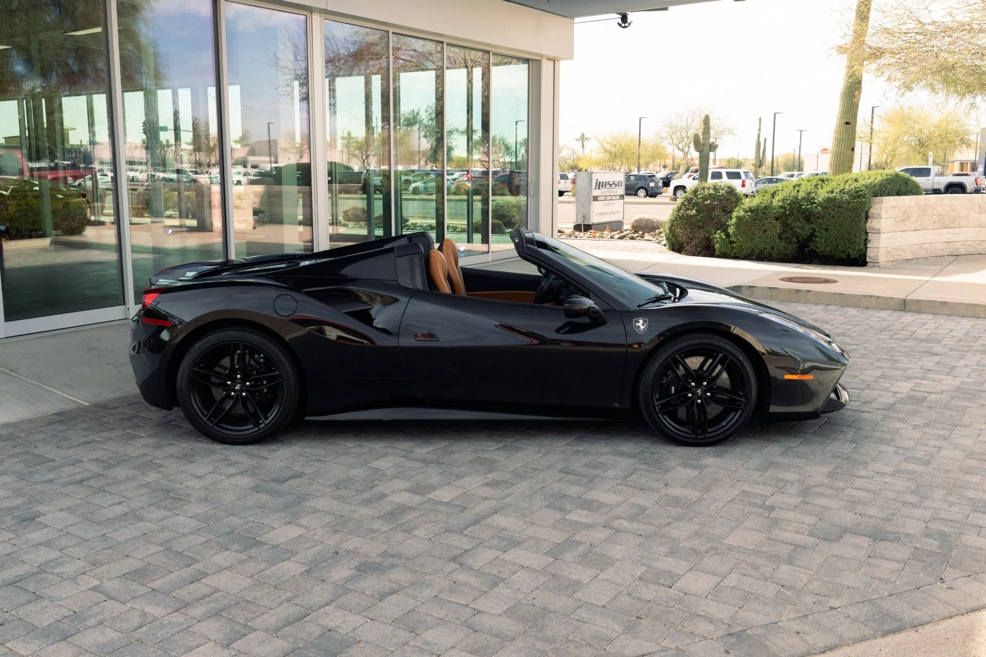 mph044_3657422811_Used_2018_Ferrari_488_Spider_1771975866_6356170c7c