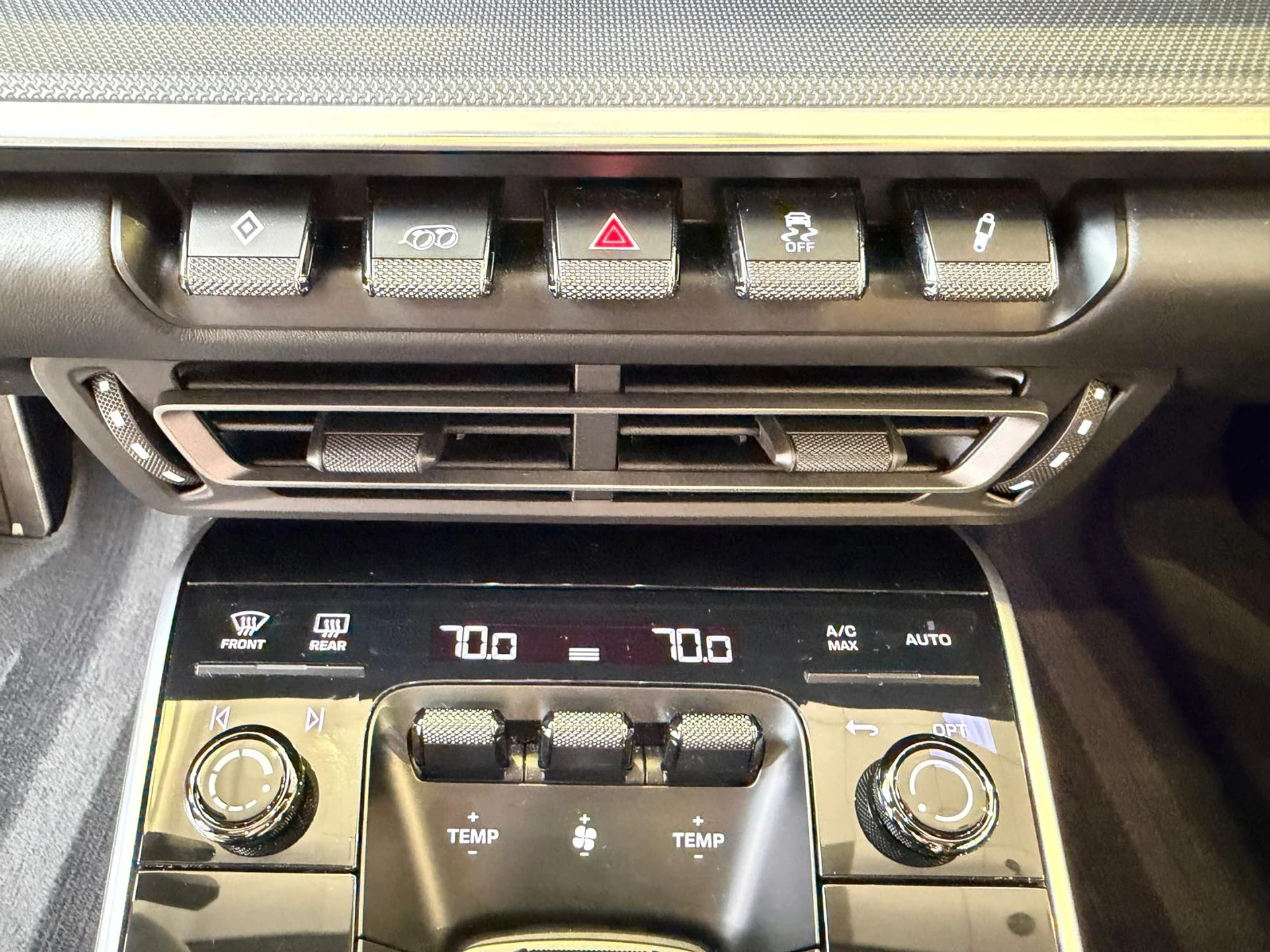 mph044_3667190555_Whats_App_Image_2026_01_14_at_3_14_40_PM_15_e53a735fbf