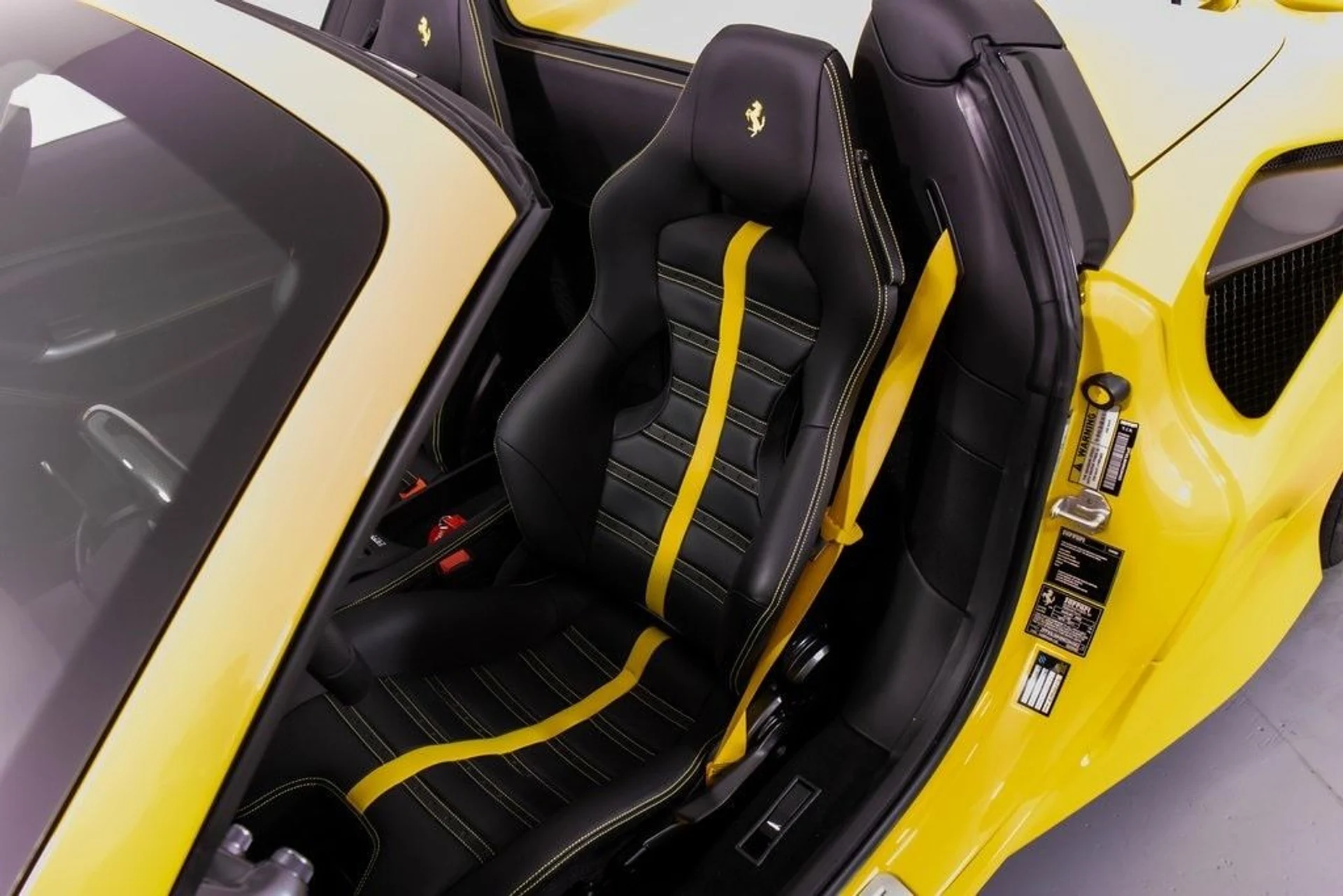 mph044_3674041793_fbb1afa3afeb80e5736f9a1873328db8x_b364d1020a