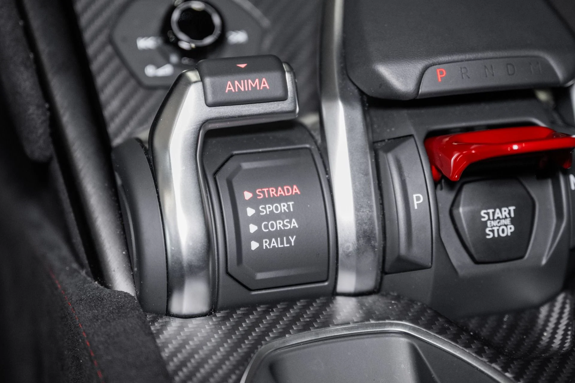 mph044_3680688529_Used_2024_Lamborghini_Urus_Performante_1777998986_a47ed87667