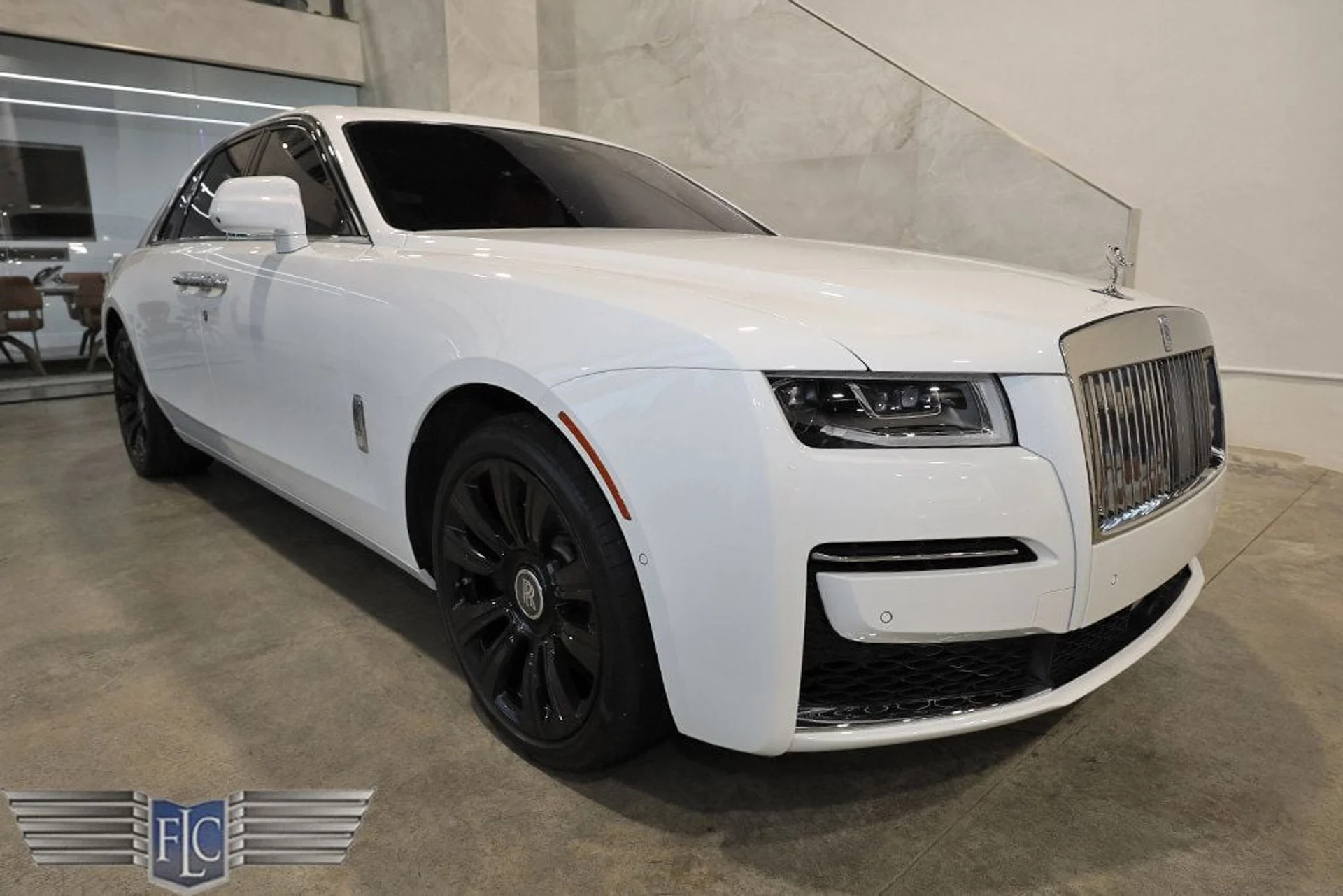 mph044_3684287631_used_2021_rolls_royce_ghost_withghostpackage_9689_21336772_45_1024_abcd9a5228