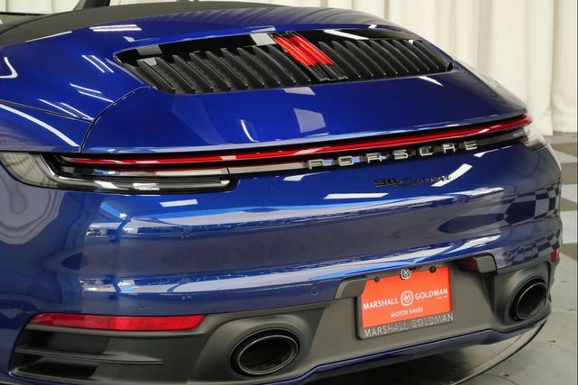 mph044_3692098800_d_T9_D_Wy_Cy_F6gxy_YAE_Fi_BZ_Nf_GC_5k8_336872ba7b