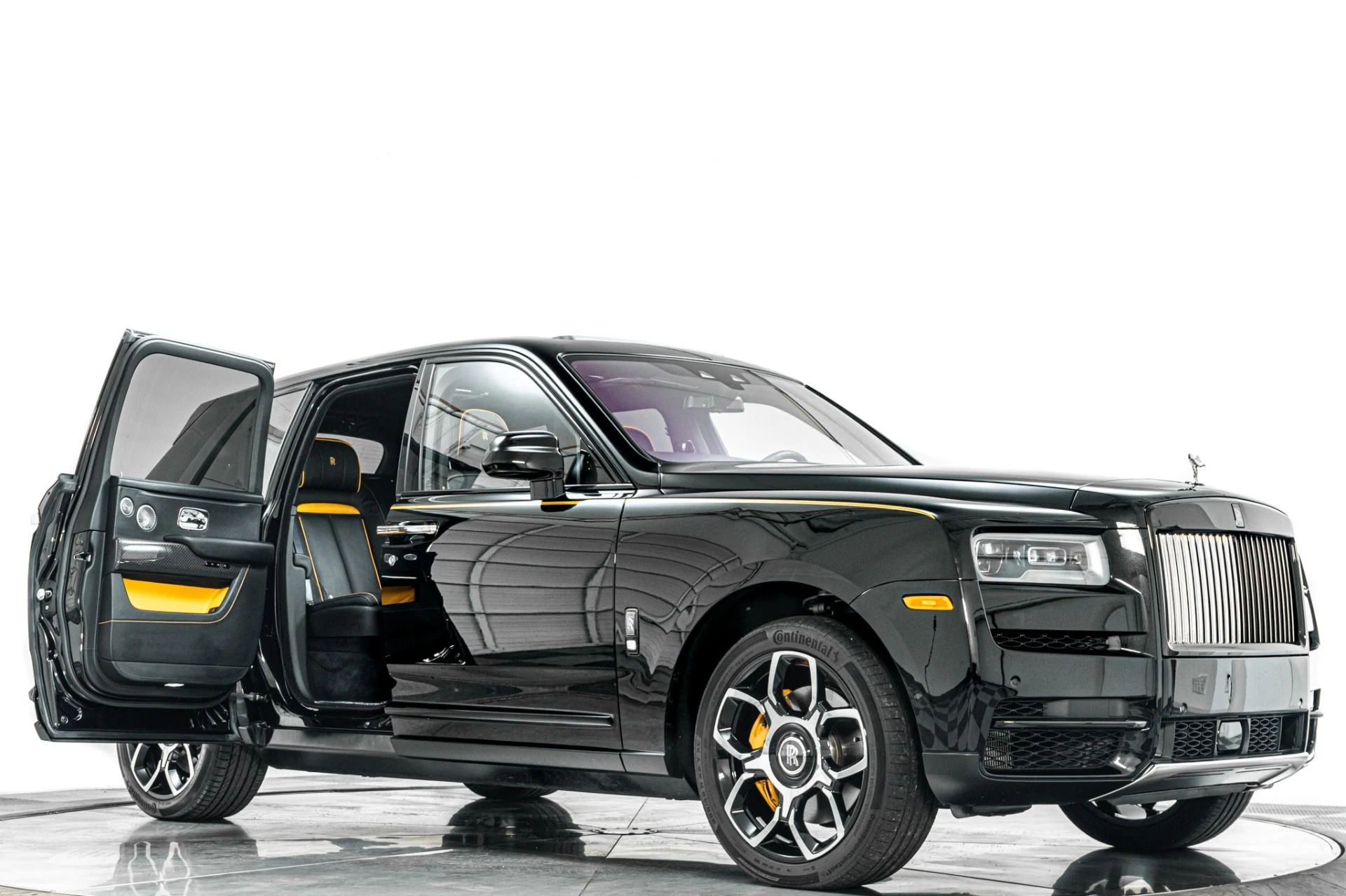 mph044_3692553938_Used_2023_Rolls_Royce_Cullinan_Black_Badge_Rear_Seat_Entertainment_Bespoke_Audio_Panoramic_Roof_1785878493_f29df0fcbc