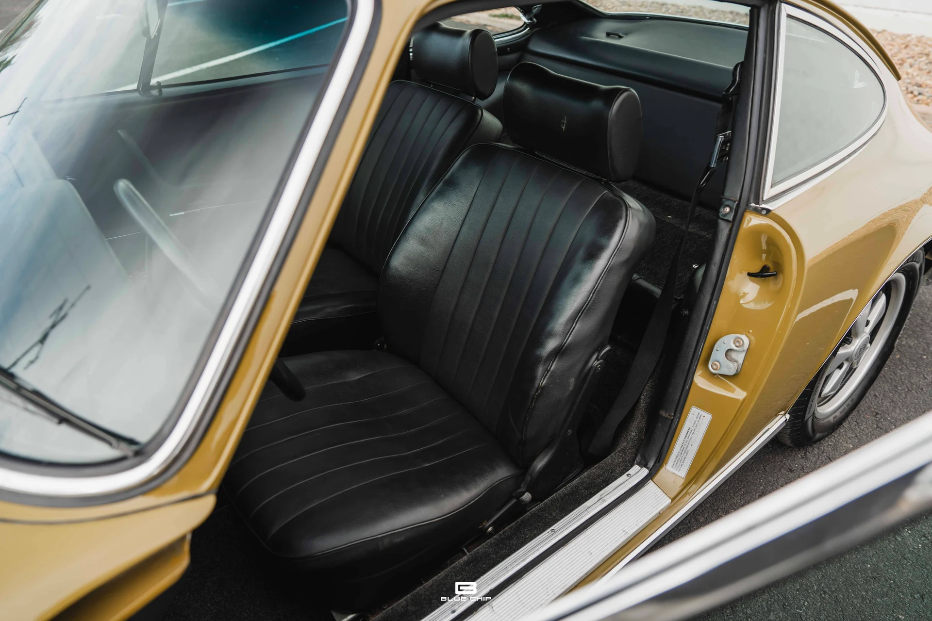 mph044_3694195708_695be21463085fe0a7575b90_A7401650_080e9d0209