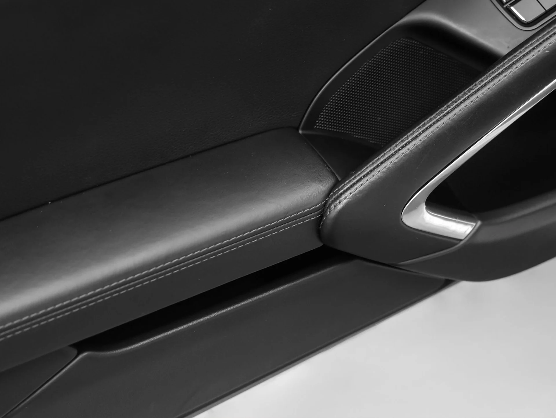 mph044_370533682_45_642e4044ce